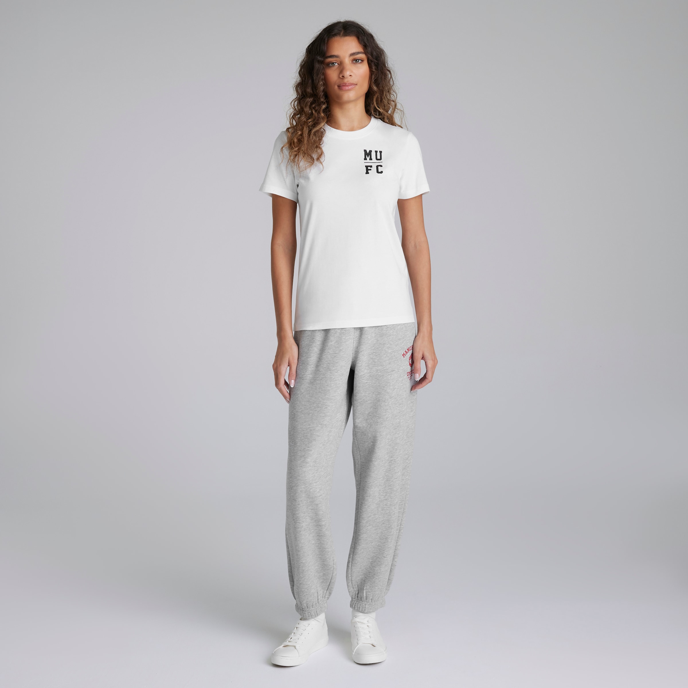 Manchester United Womens Varsity Back Print T-Shirt White White Detail [3-4]