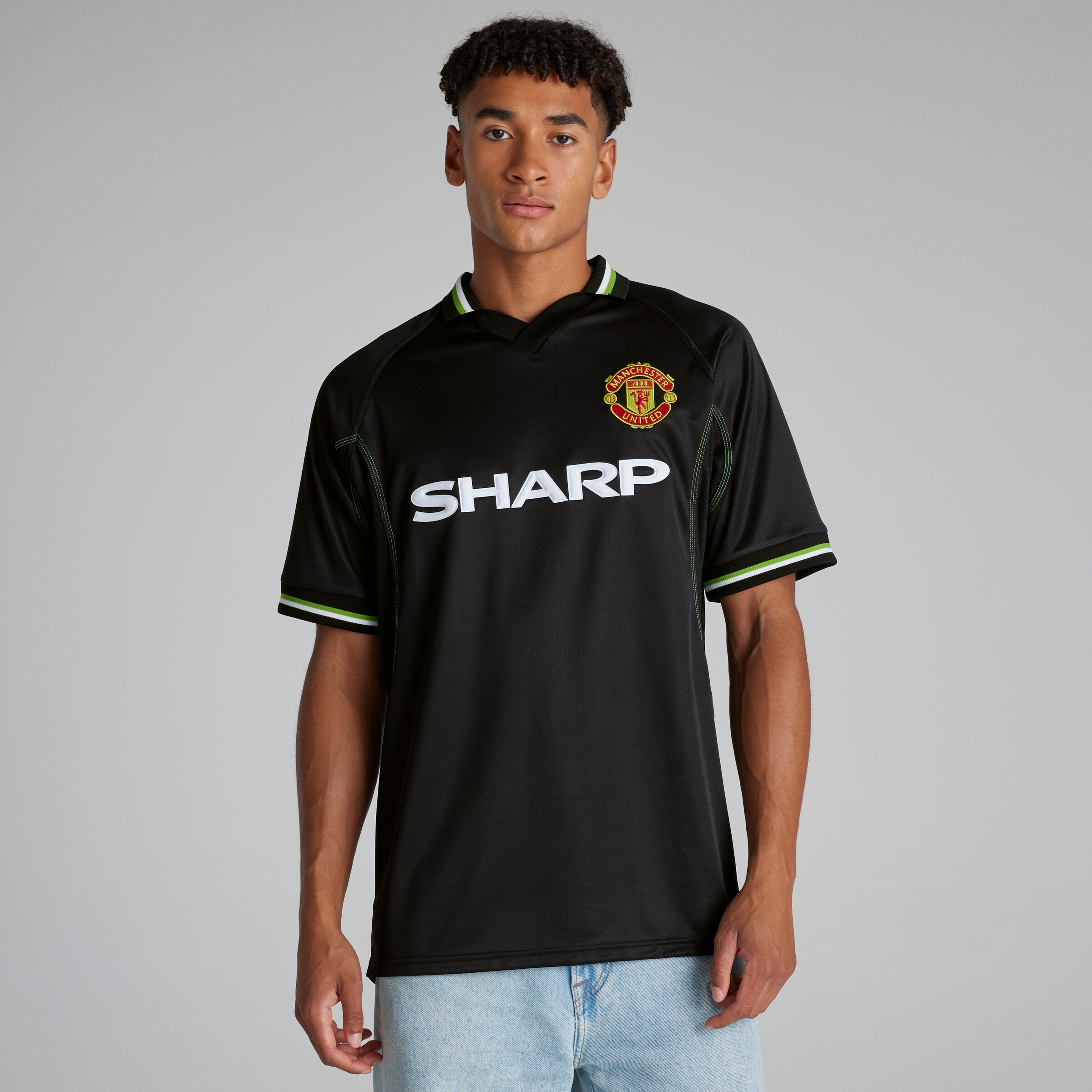 Manchester United 1998-99 Third Shirt Black Noir Détail [3-5]