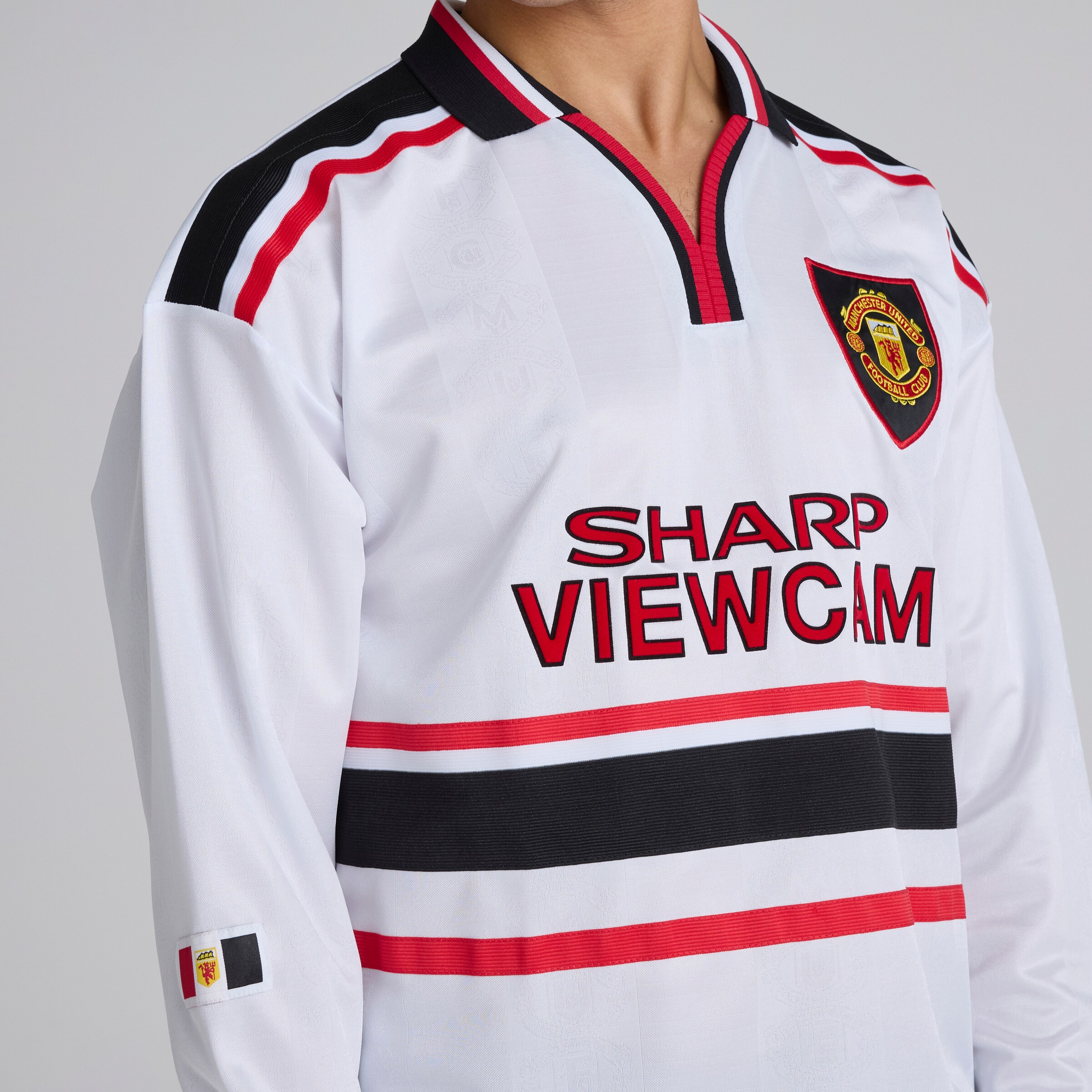 Manchester United Long Sleeve 1997-99 Away Shirt White White Detail [5-5]