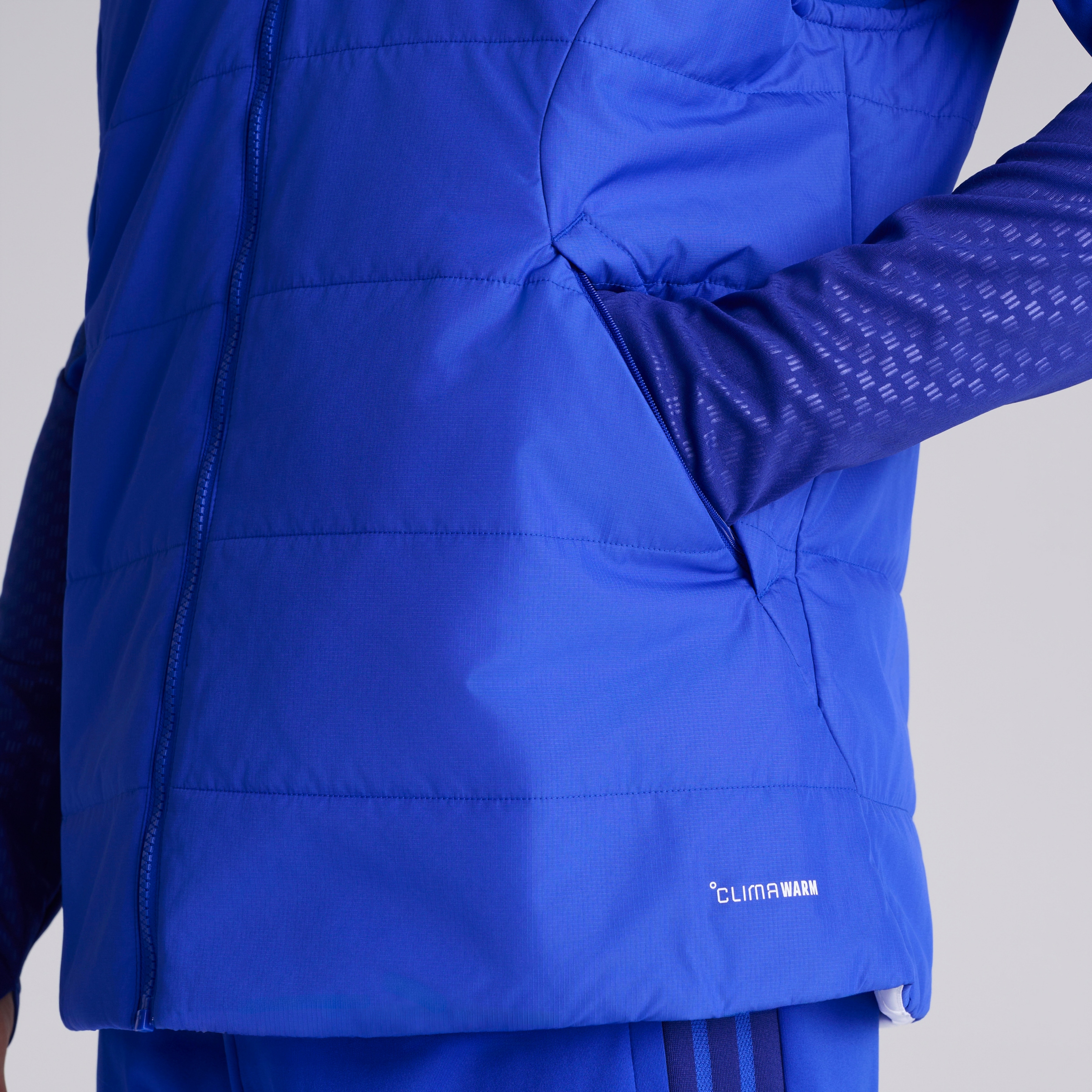 Manchester United 26/27 Cup Training Tiro Winterized Vest Blue (Sponsored) Blau Detail [4-6]