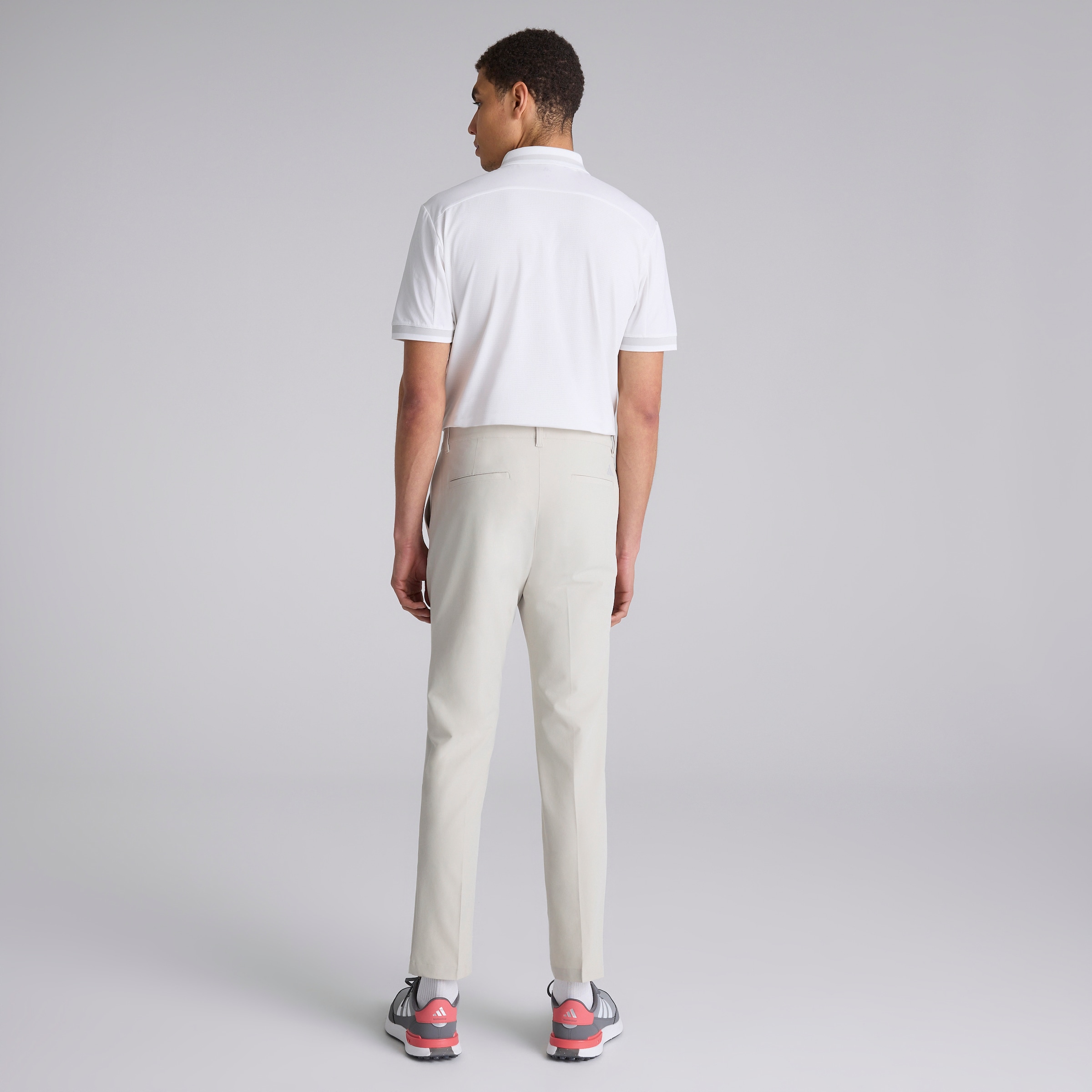 Manchester United x adidas Golf Ultimate365 Tapered Golf Trousers Beige White Detail [2-5]