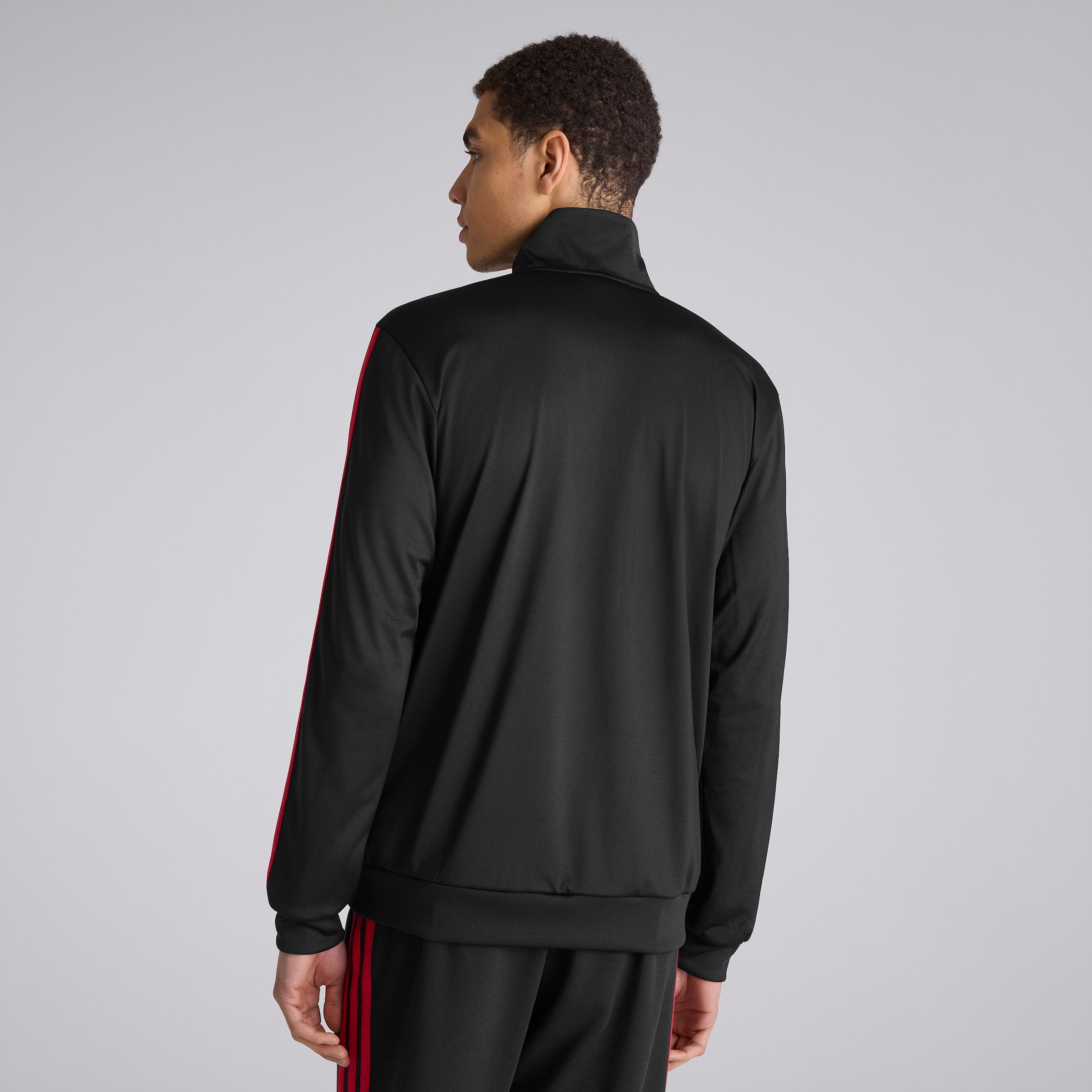 Manchester United x adidas DNA Track Top Black Black Detail [2-5]