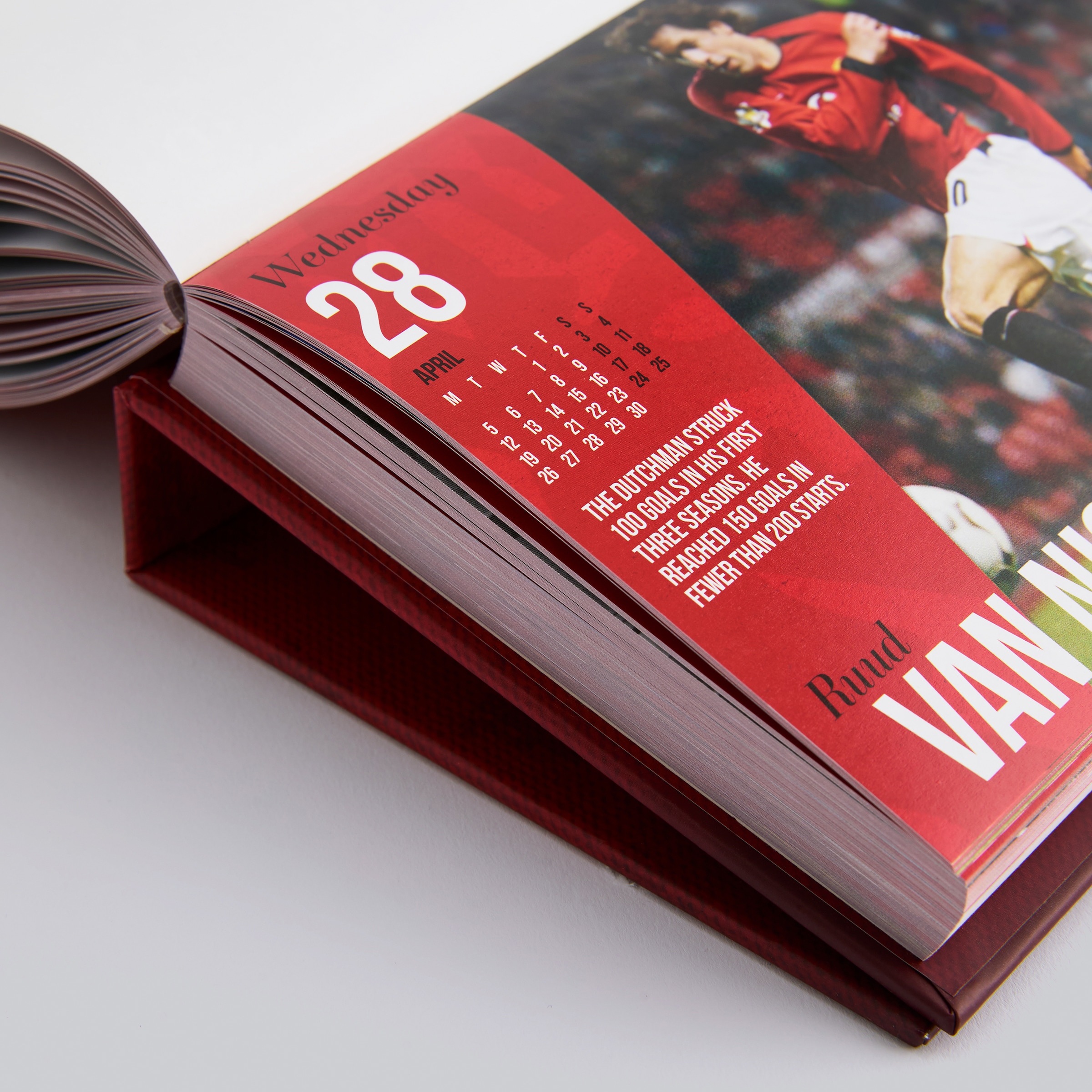 Manchester United 2027 Desk Block Calendar Red Red Detail [4-4]