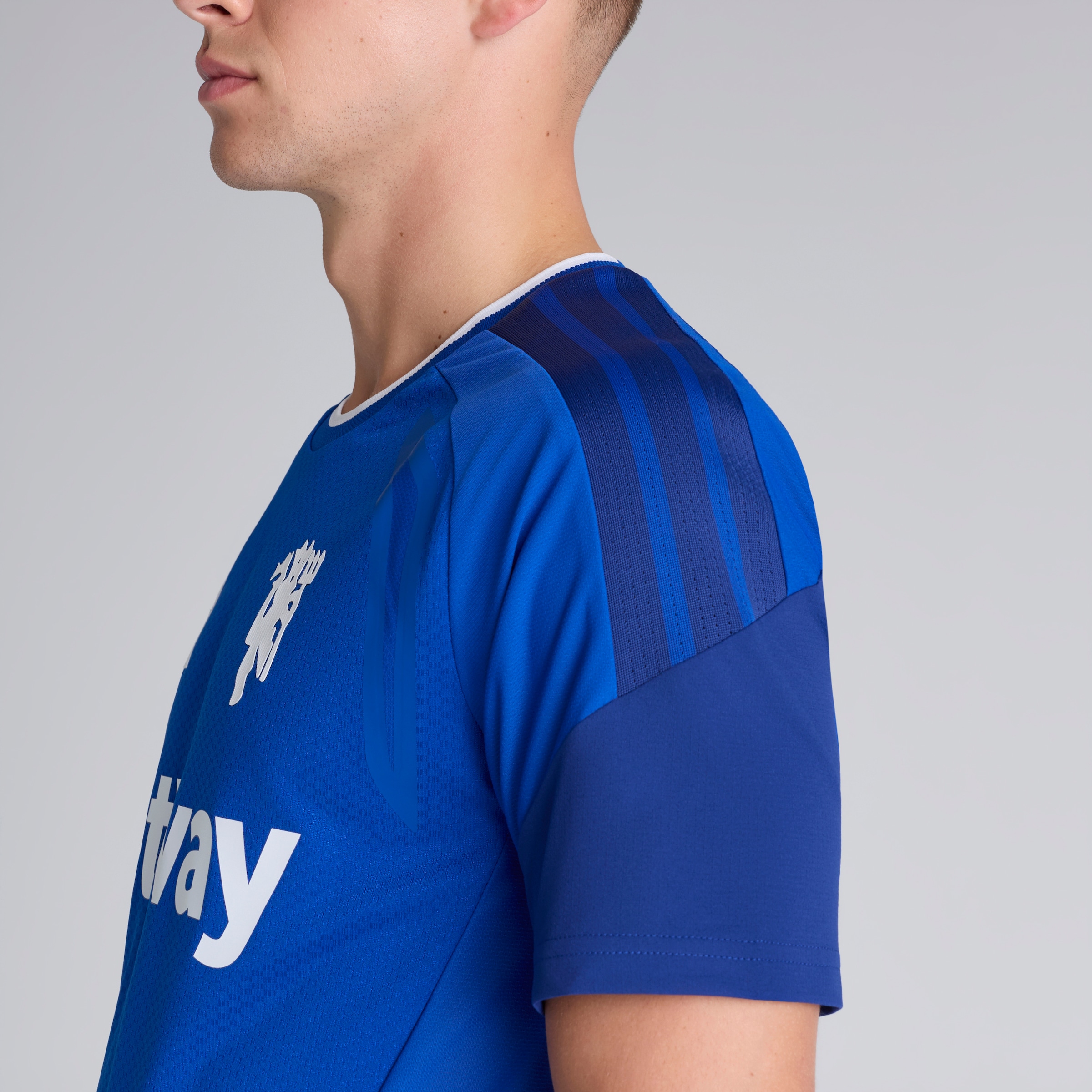 Manchester United 26/27 Cup Training Tiro Authentic Jersey Blue (Sponsored) Blau Detail [5-5]