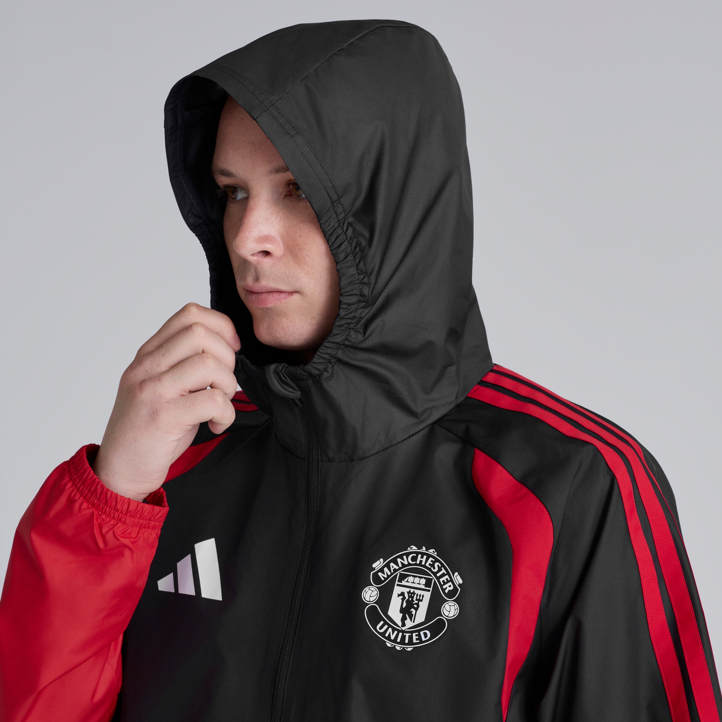 Manchester United 26/27 Training Tiro All Weather Jacket Black Noir Détail [5-6]