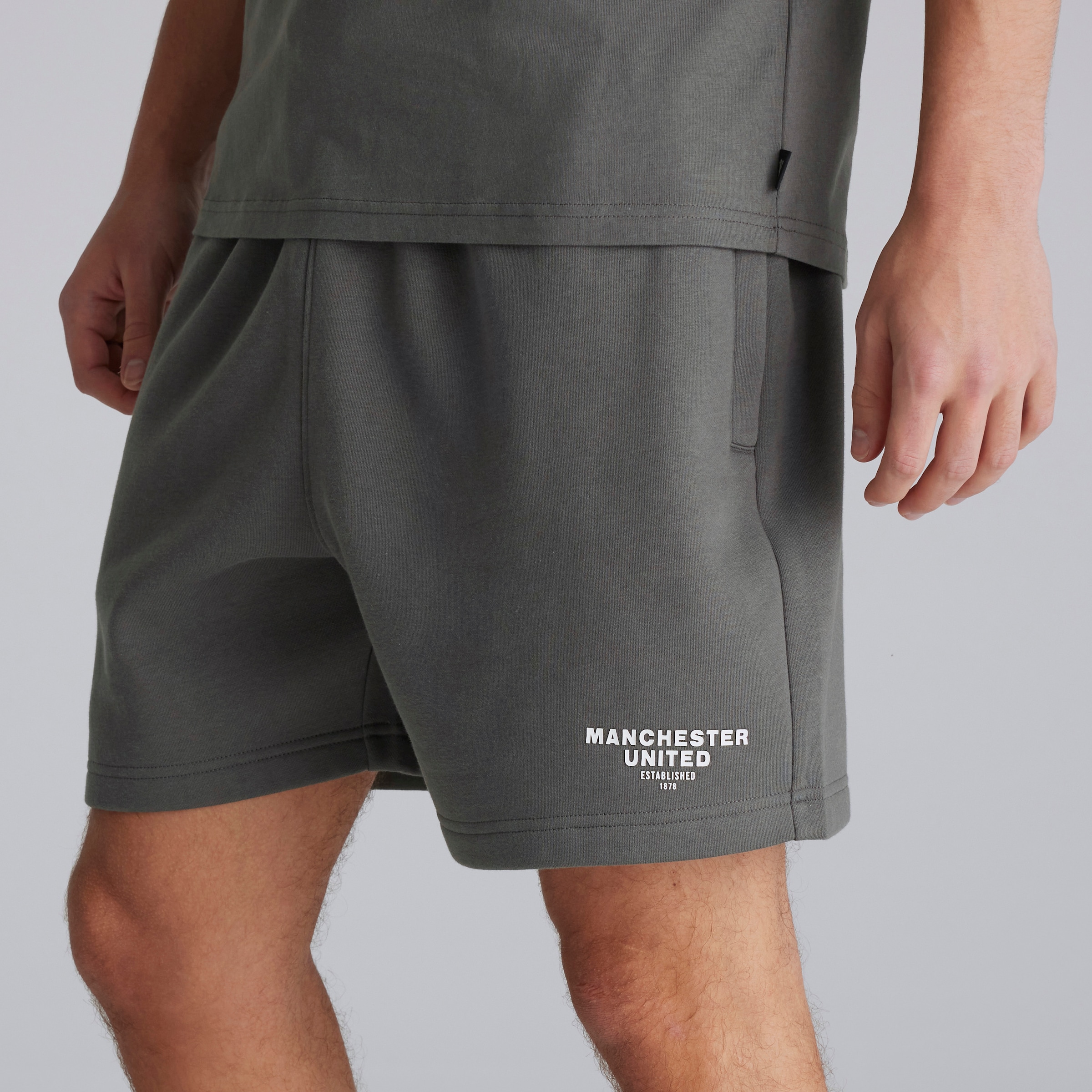Manchester United Mens Print Shorts Slate Grey
