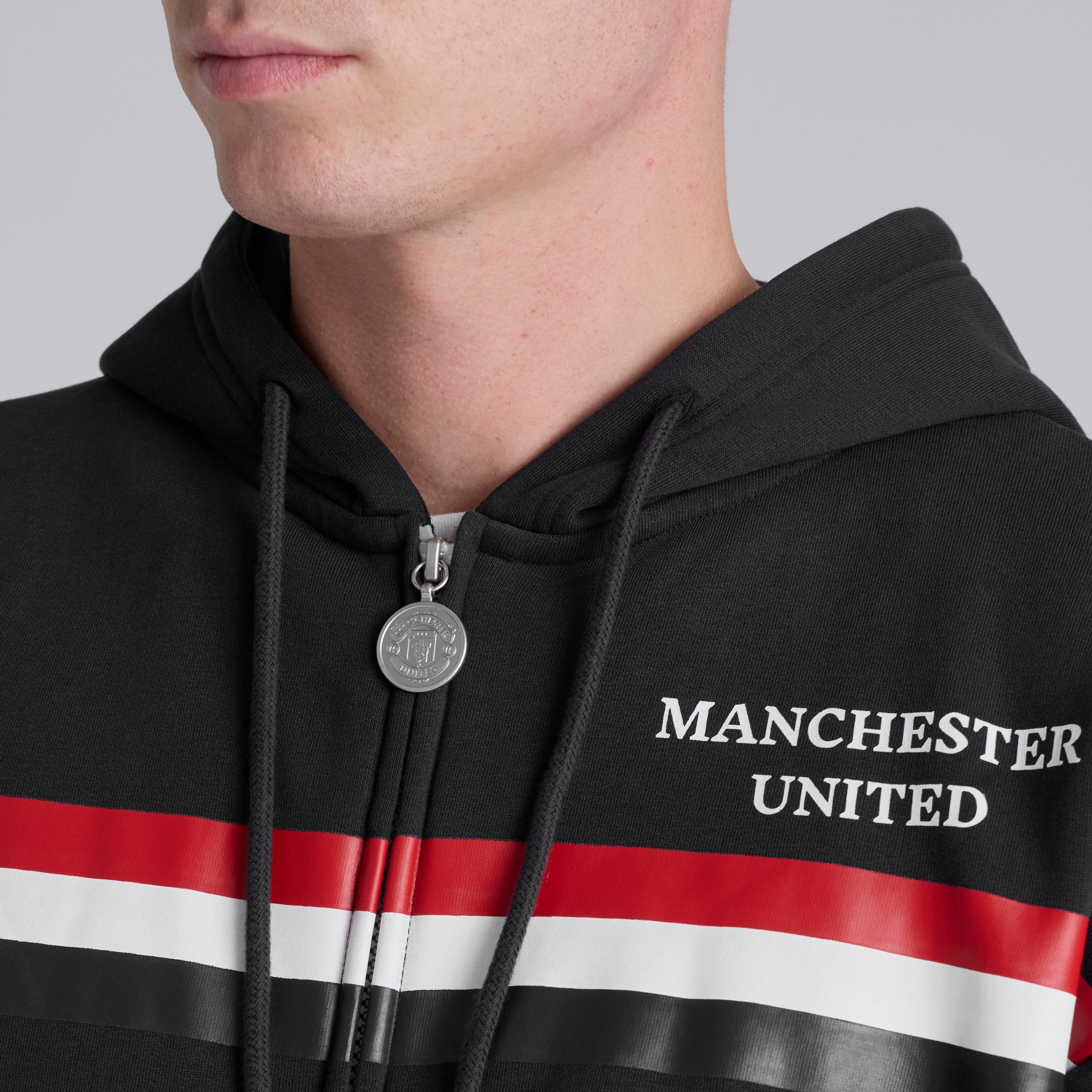 Manchester United Club Colours Full Zip Hoodie Black Noir Détail [5-6]