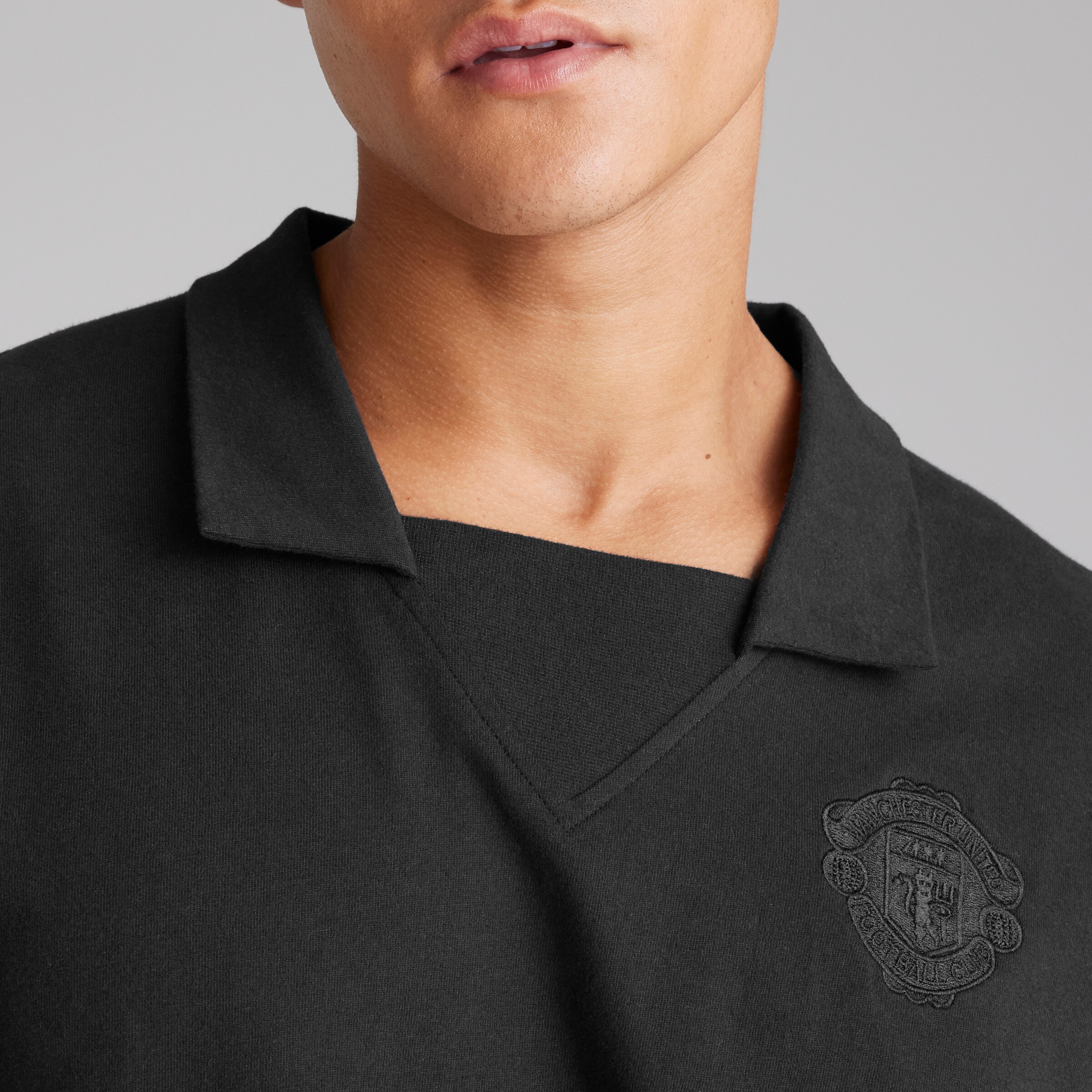 Manchester United 1973 Blackout Shirt Black Black Detail [6-6]