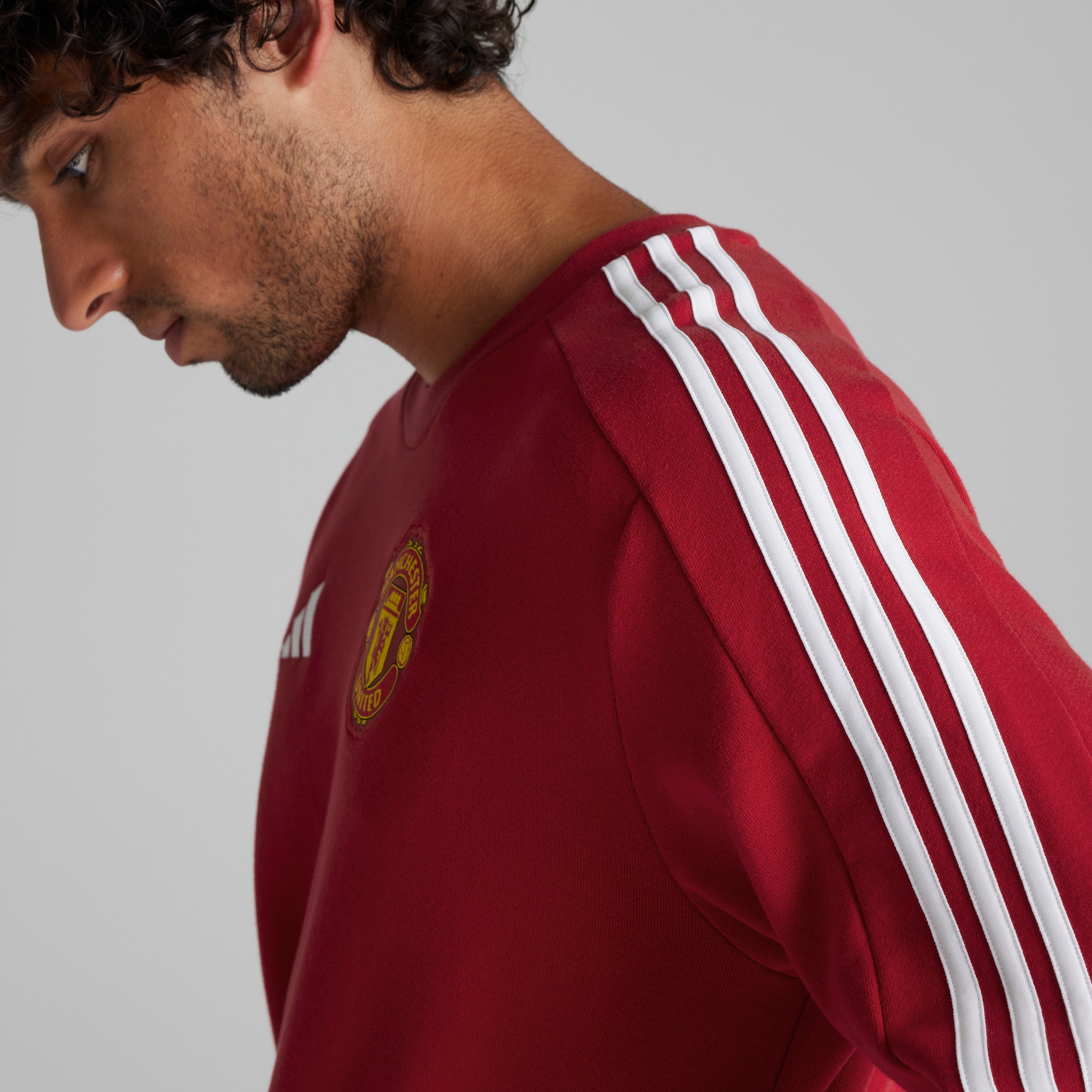 Manchester United x adidas Mens DNA Sweatshirt Red Red Detail [5-5]