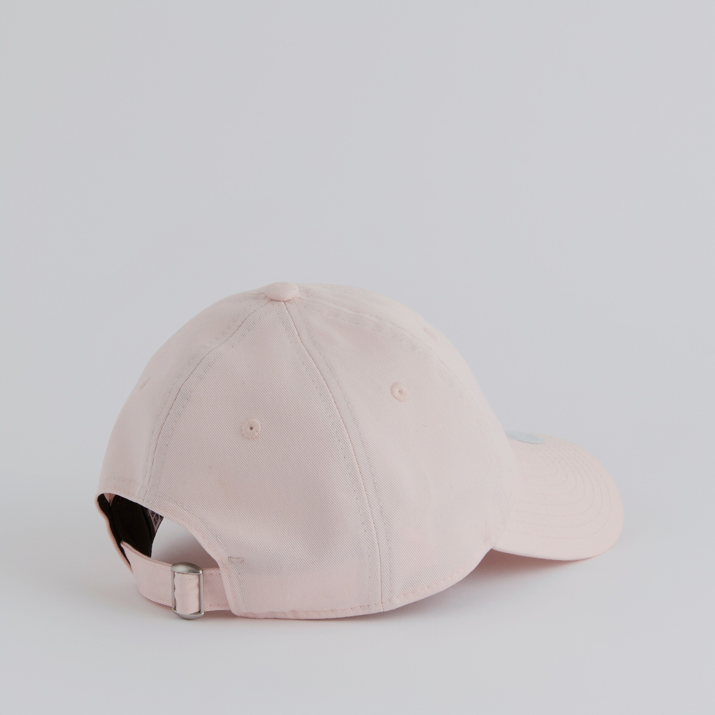 Manchester United x New Era Womens Crest 9Twenty Cap Pink Pink Detail [4-5]