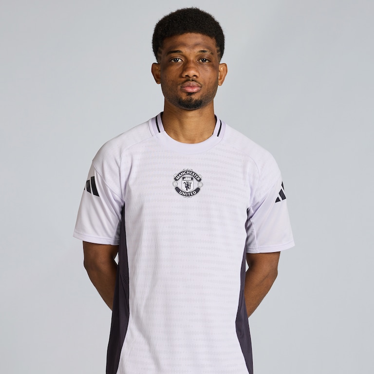 Manchester United Tiro 25 Pro Training Jersey