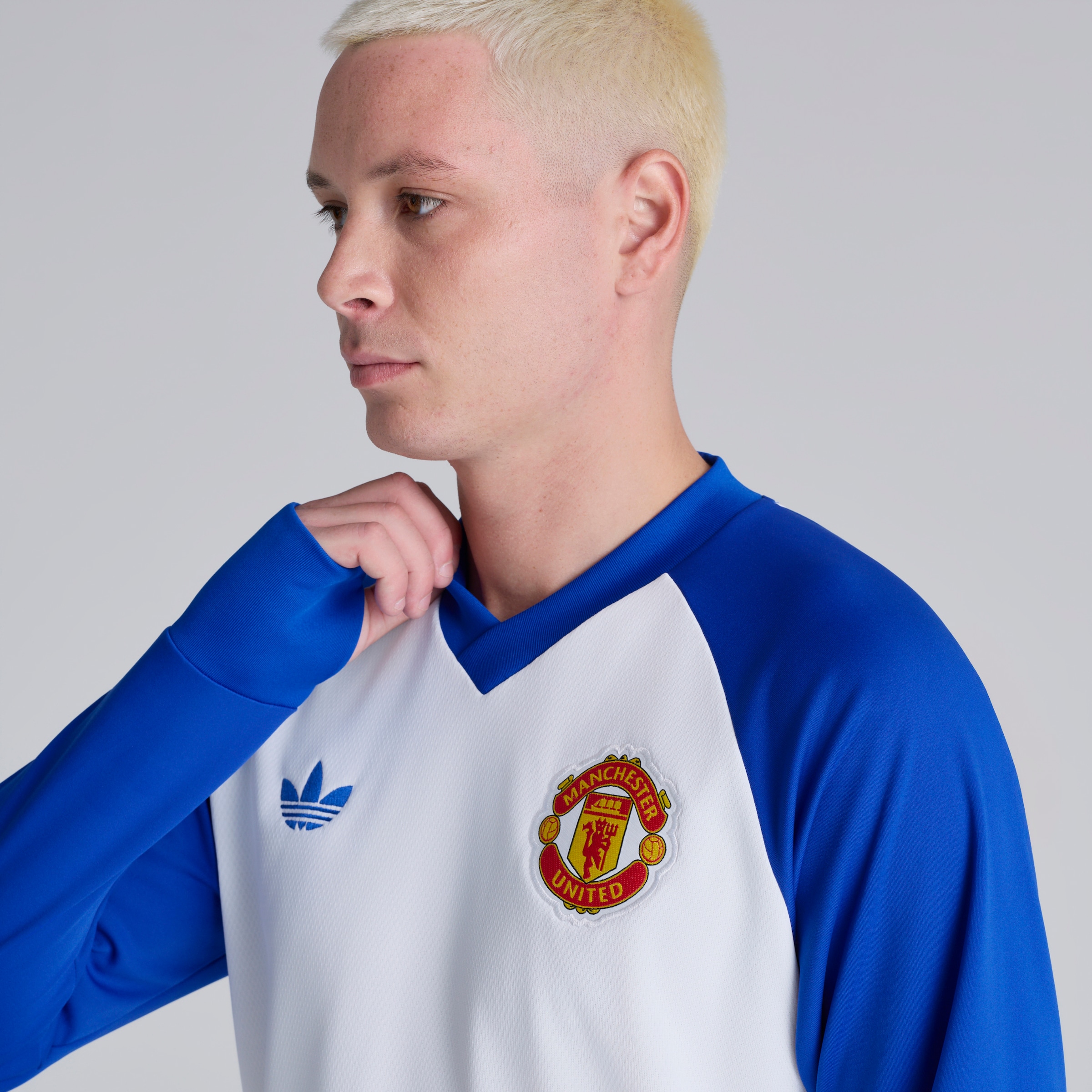 Manchester United 26/27 Away Pre Match Warm Top Blanc Détail [4-6]