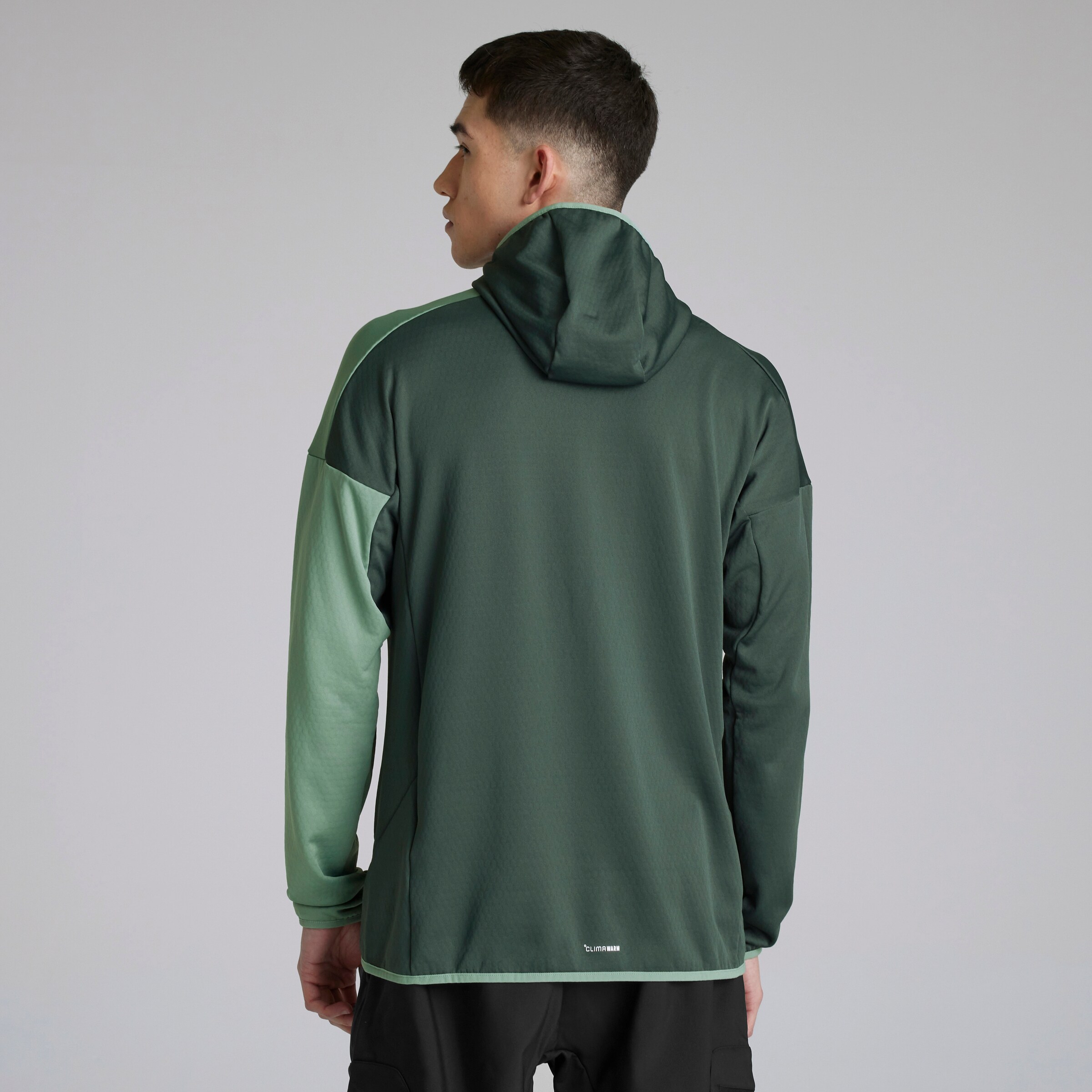 Manchester United x adidas Terrex Xperior Light Fleece Hooded Jacket Green Green Detail [2-5]
