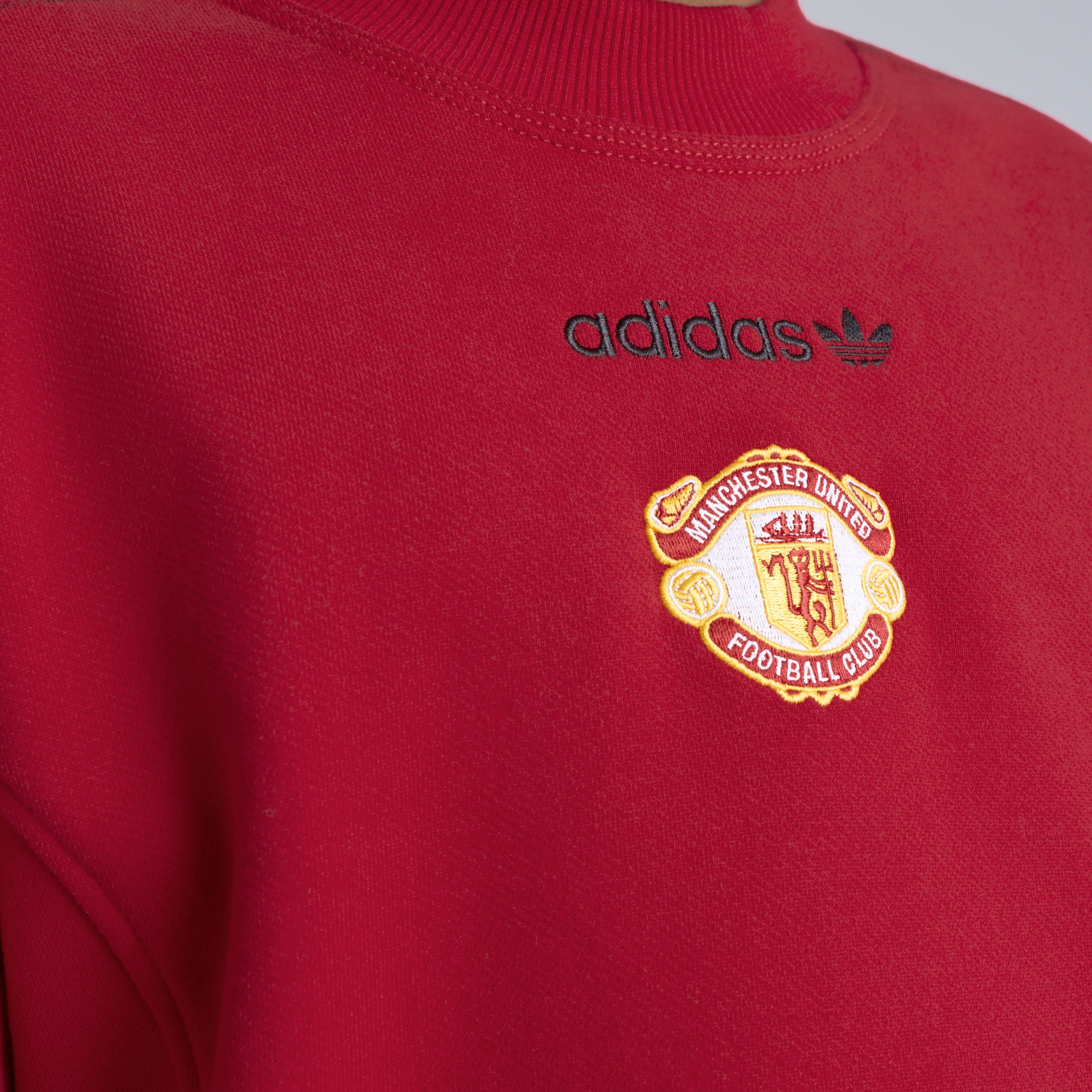 Manchester United x adidas Kids EQT Sweatshirt Red Red Detail [4-6]