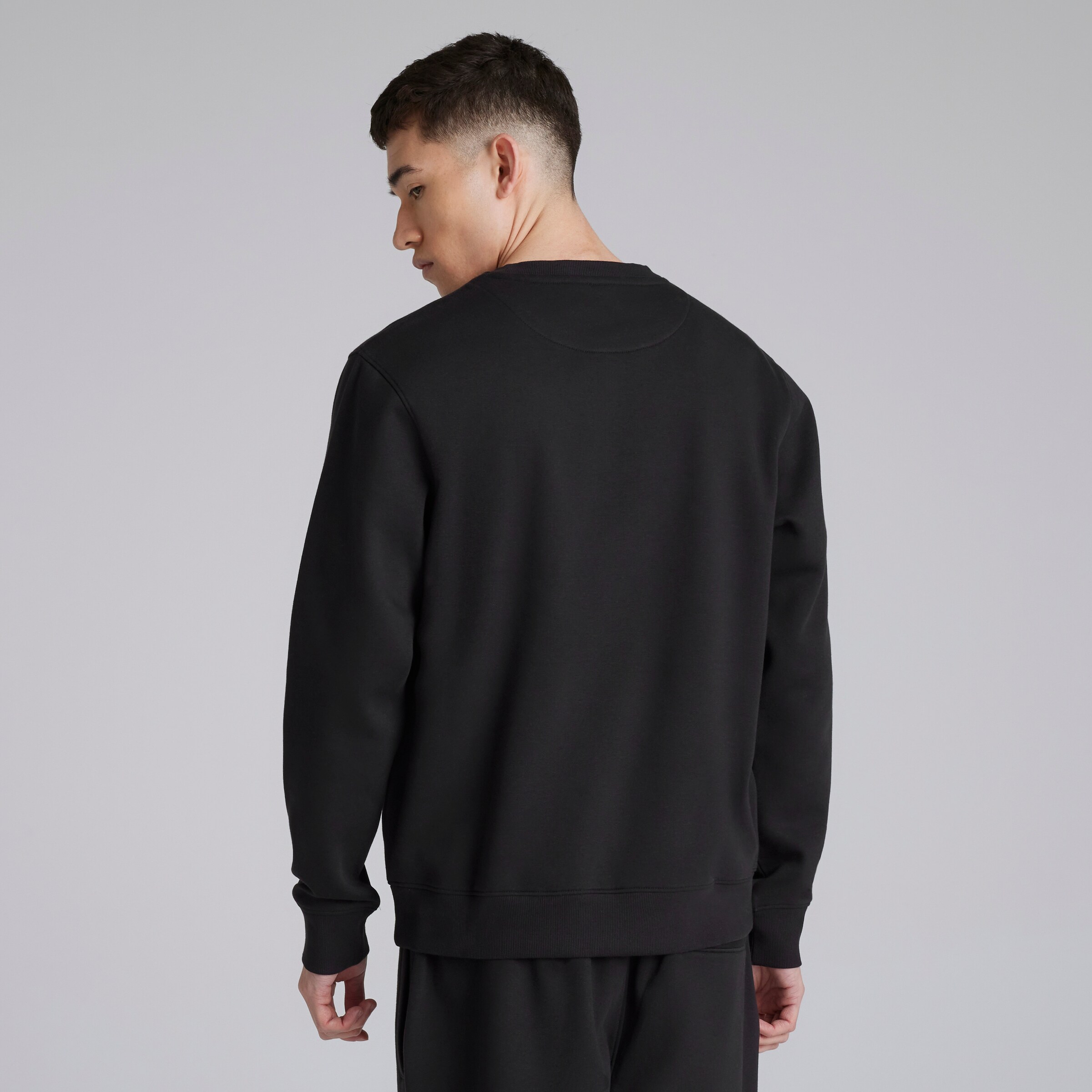 Manchester United Varsity Sweatshirt Black Noir Détail [2-5]