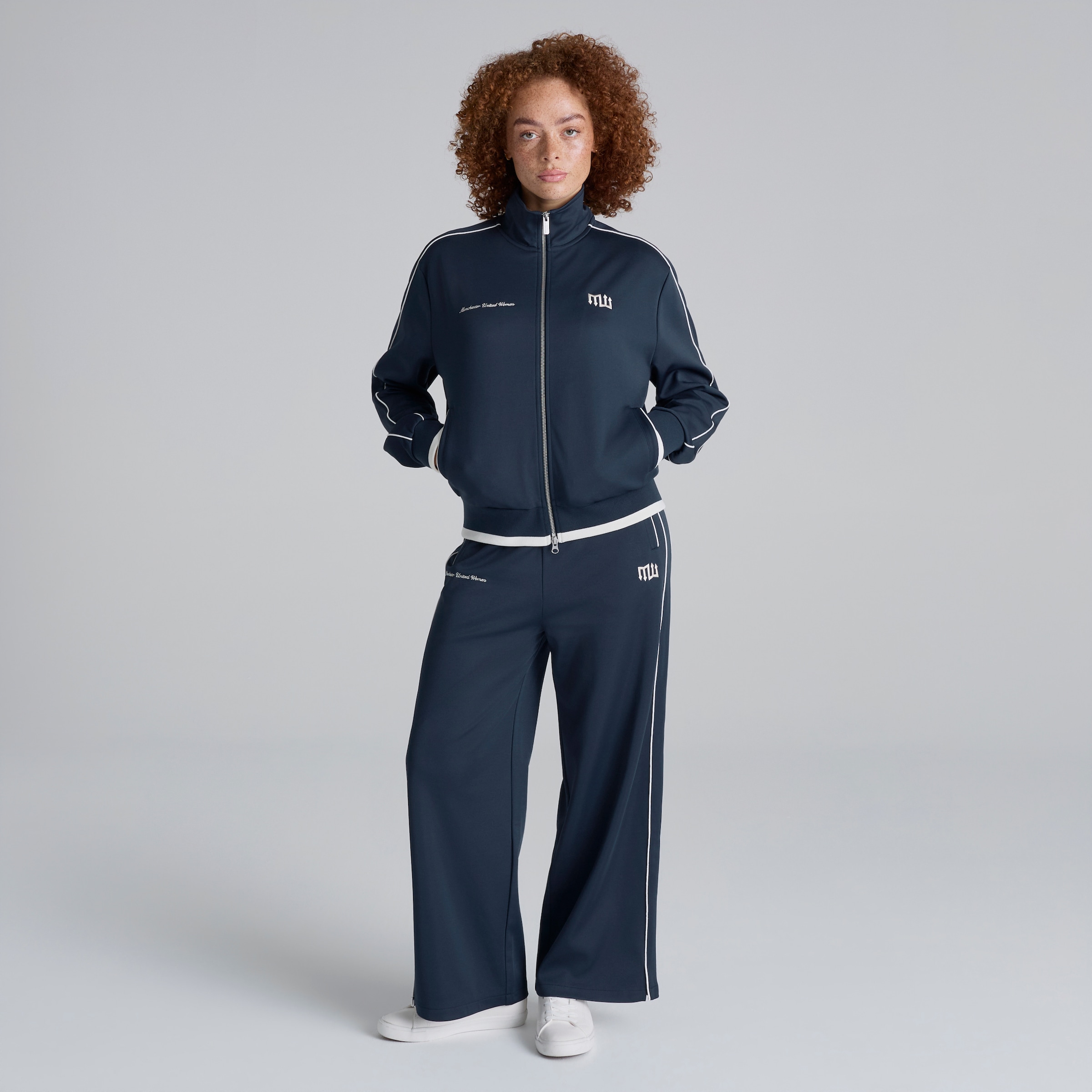 Manchester United Women Womens Track Jacket Navy Navy blue Detail [3-5]