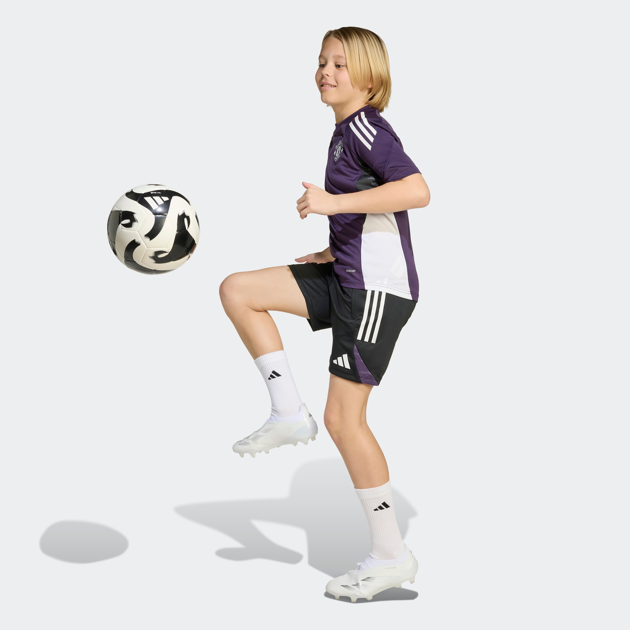 Manchester United Tiro 25 Competition Training Shorts Kids Noir Détail [2-9]