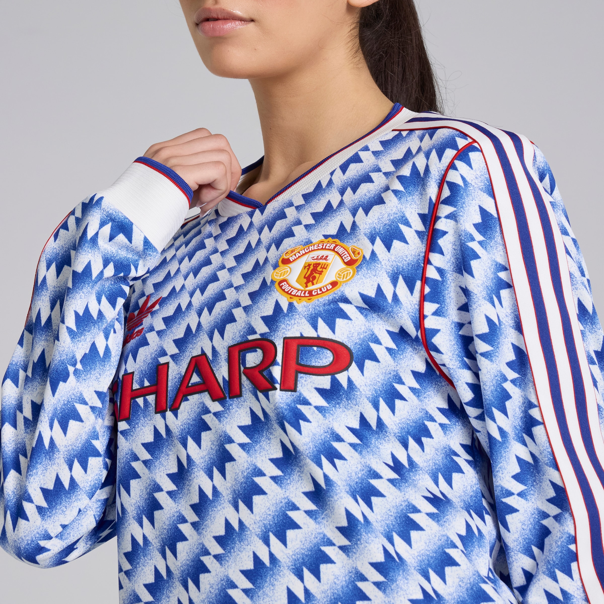Manchester United x adidas Bringback 90/92 Away Long Sleeve Jersey Blue Détail [8-8]