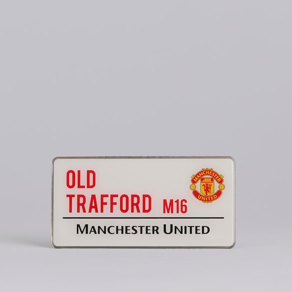 Manchester United Crest Street Sign Magnet White Multi