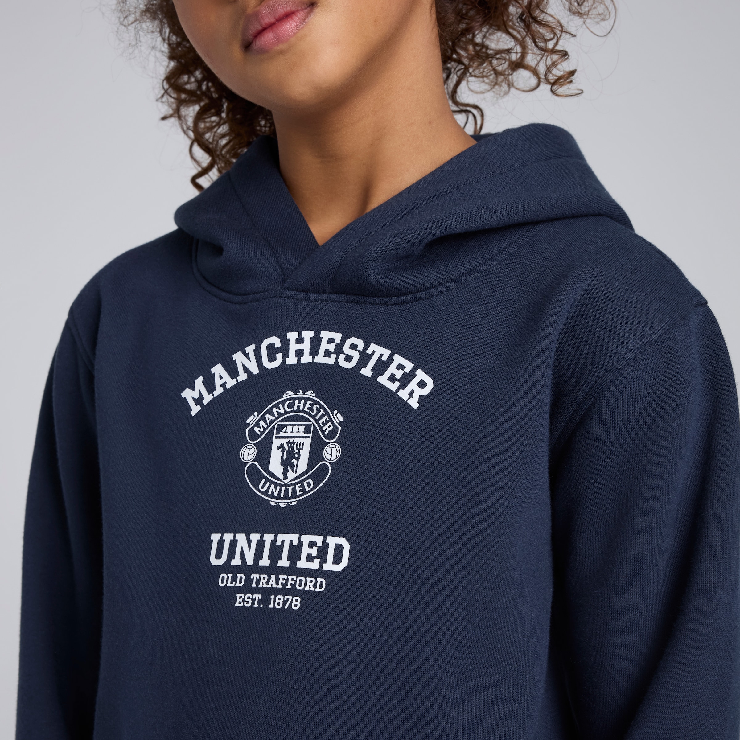 Manchester United Kids Varsity Overhead Hoodie Navy Navy blue Detail [5-5]