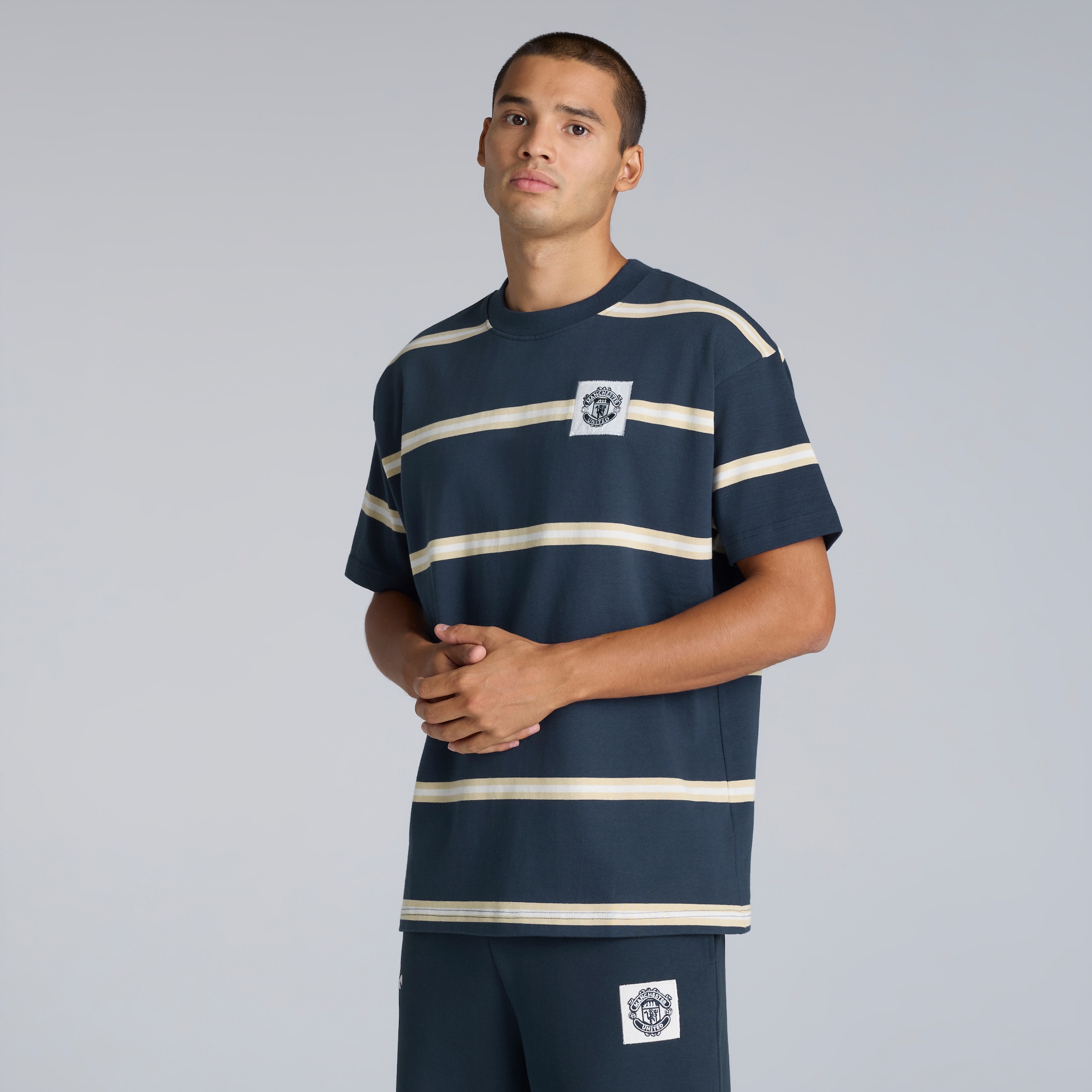 Manchester United Heritage Bar Stripe T-Shirt Navy