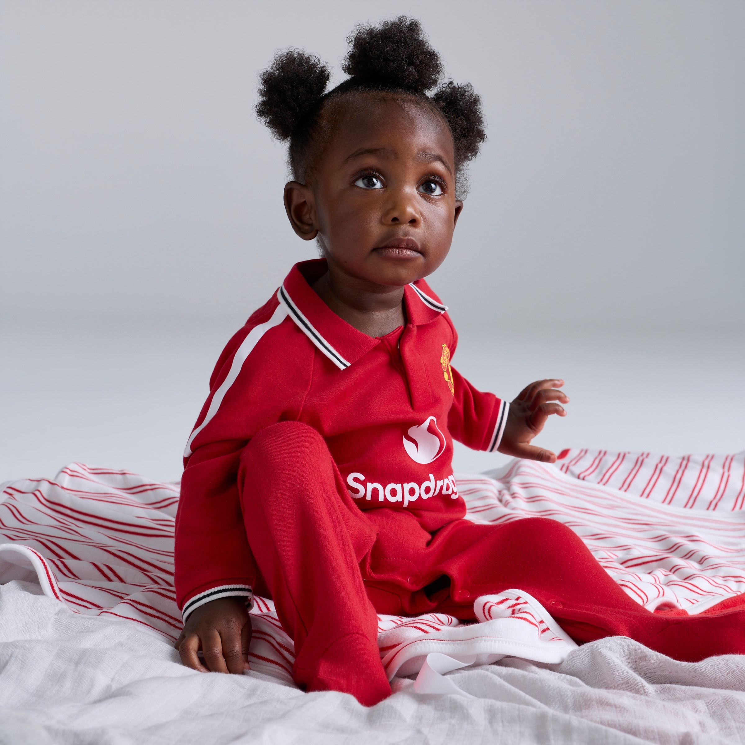Manchester United Baby 26/27 Home Sleepsuit Red Red