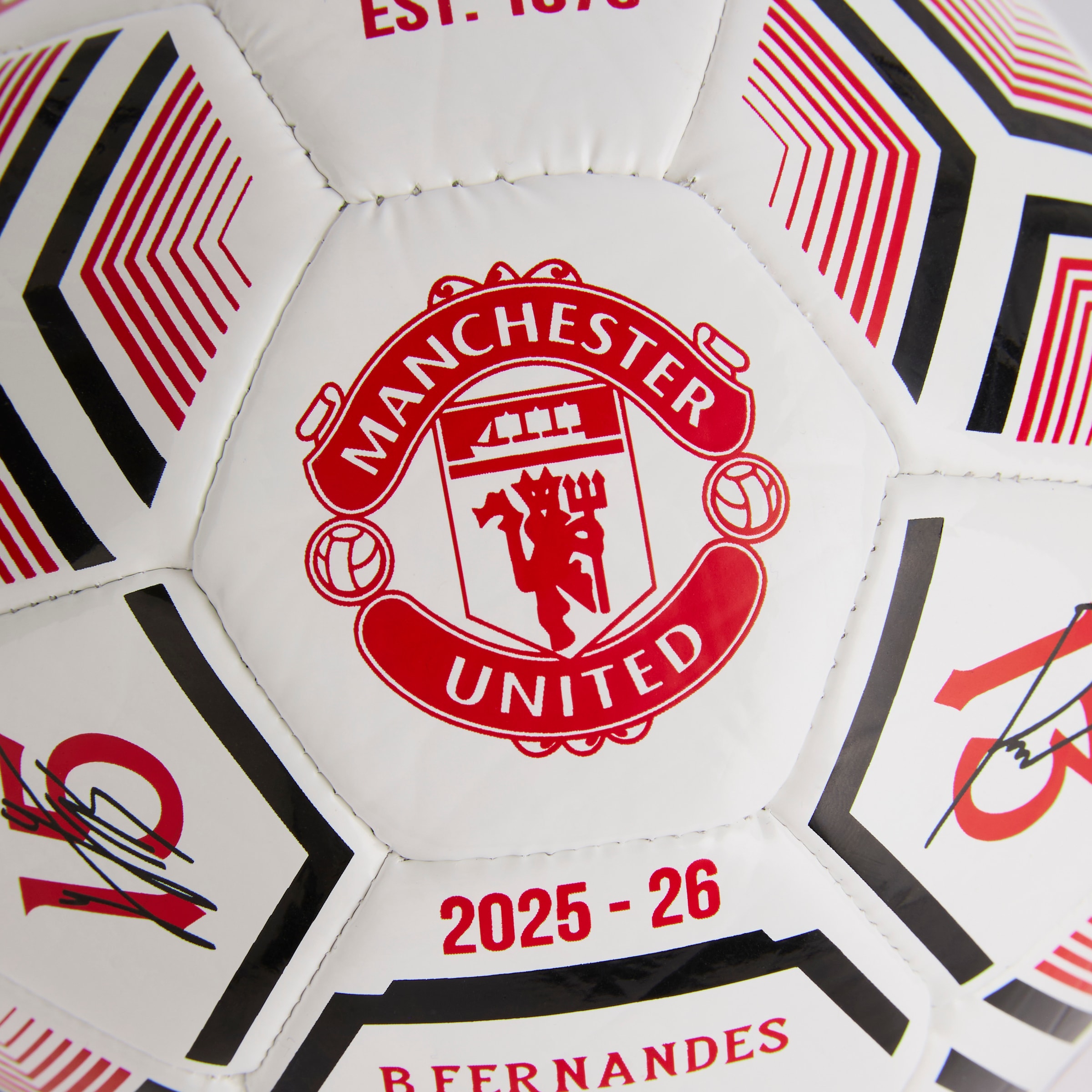 Manchester United 25/26 Team Signature Football Size 1 White White Detail [3-4]
