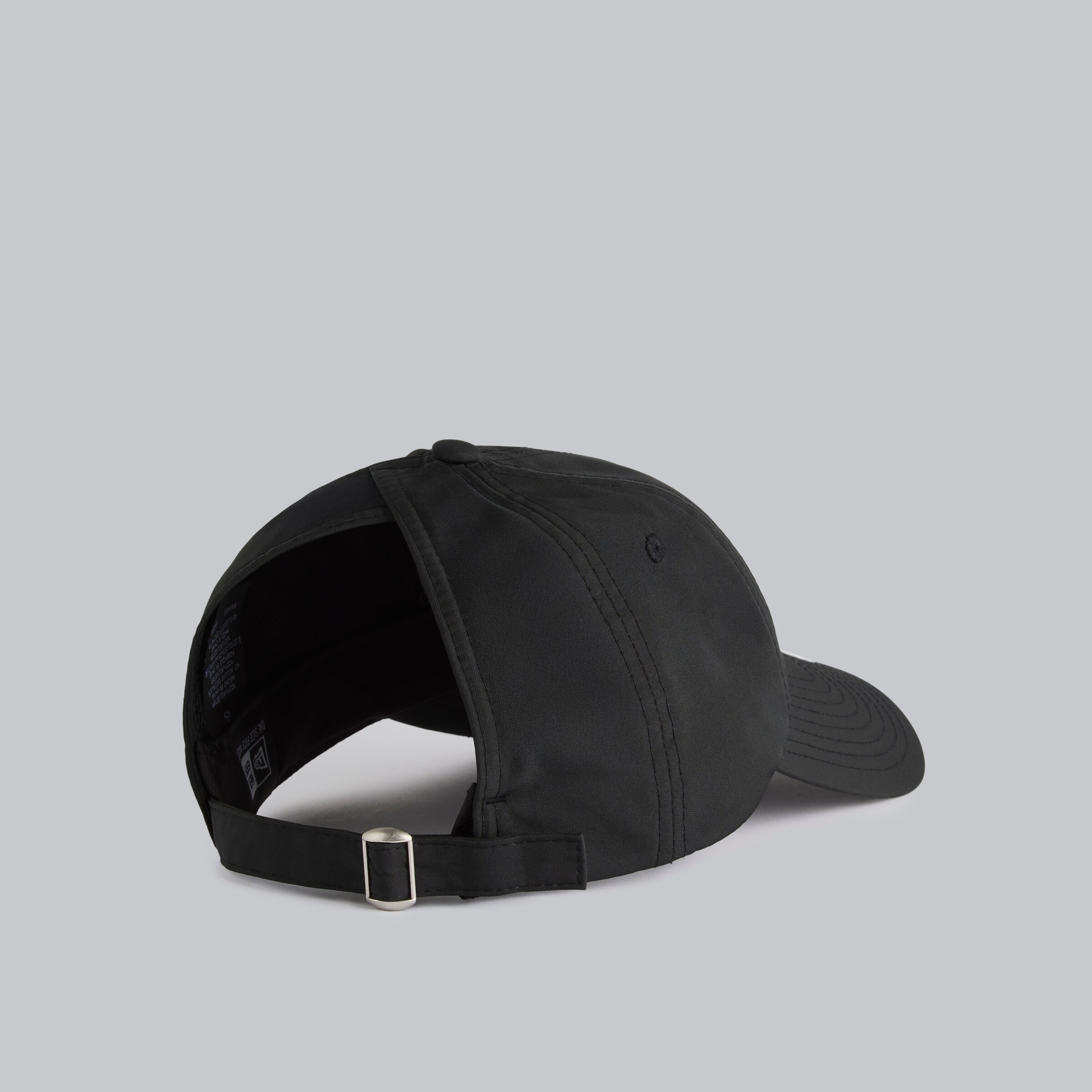 Manchester United x New Era Womens Open Back Cap Black Black Detail [4-5]