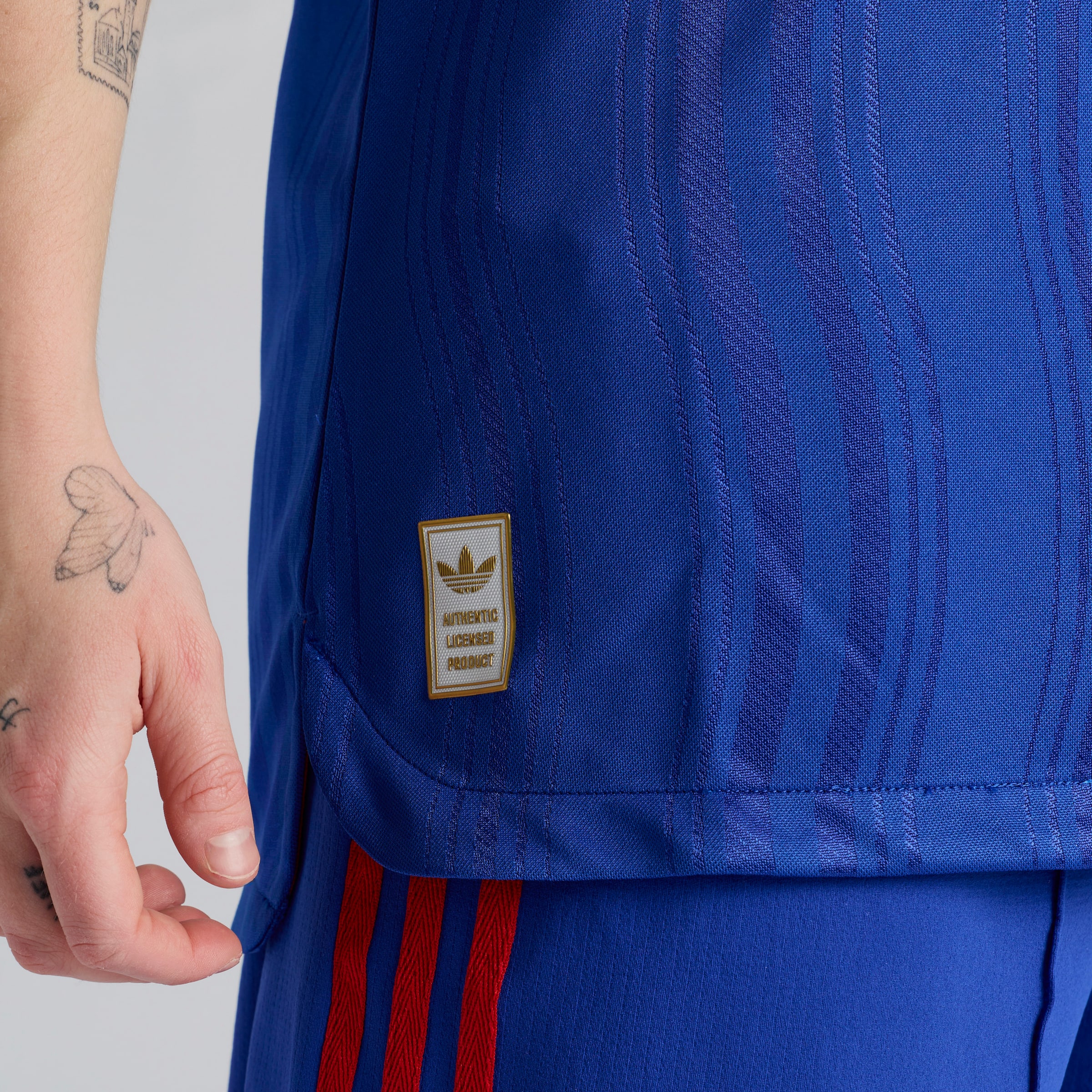 Manchester United Womens 26/27 Away Authentic Jersey Blue Detail [5-5]