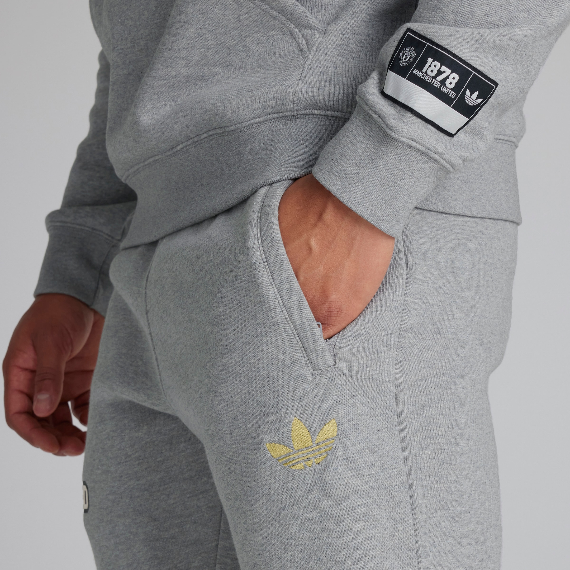 Manchester United VRCT Pants Grey Grey Detail [5-8]