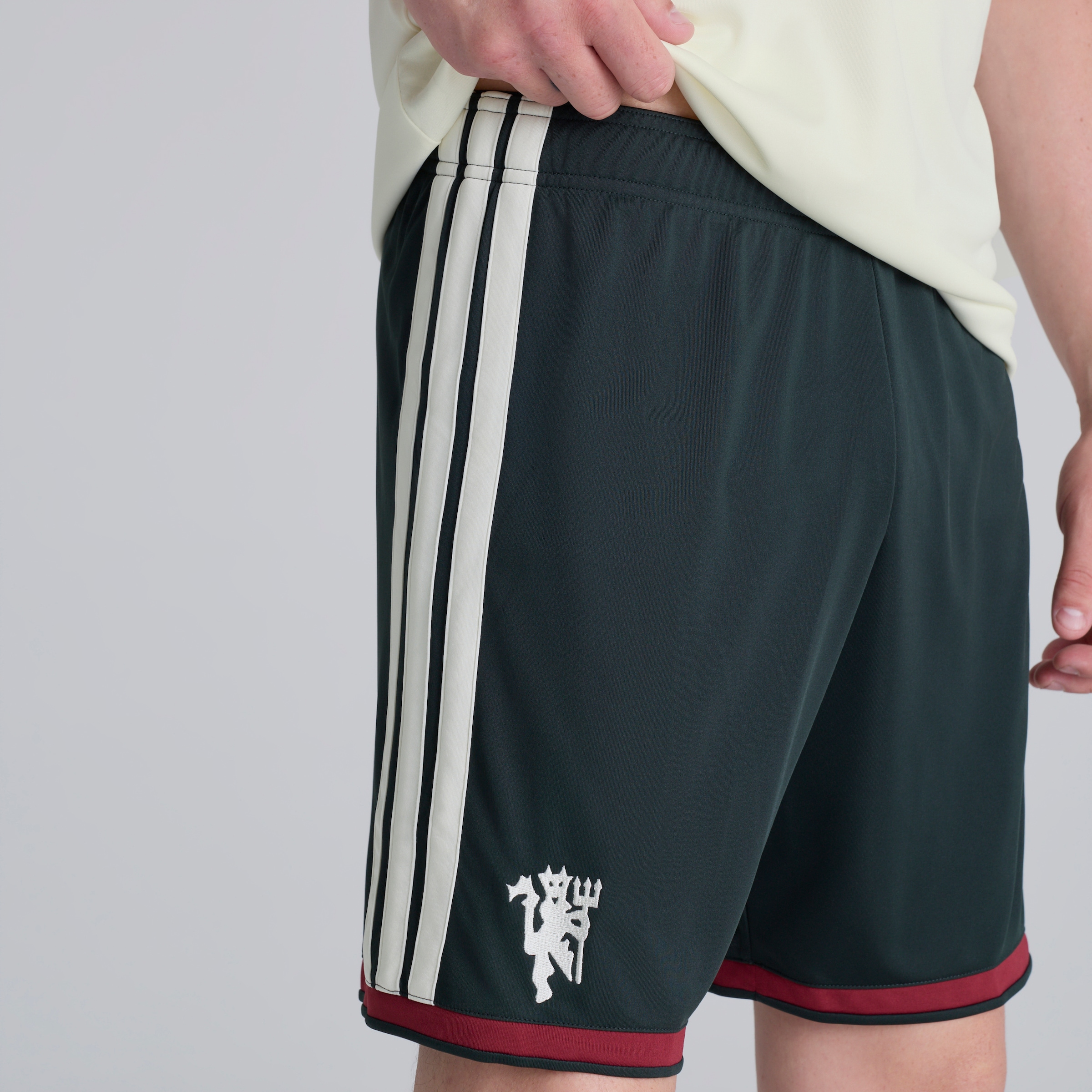 Manchester United 26/27 Third Shorts Green Grün Detail [2-5]