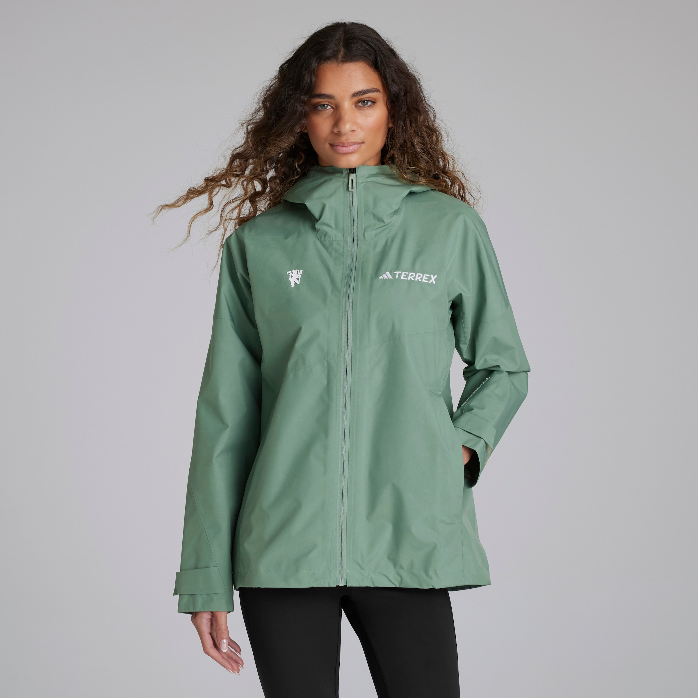 Buy Manchester United x adidas Womens Terrex Xperior 2L GORE