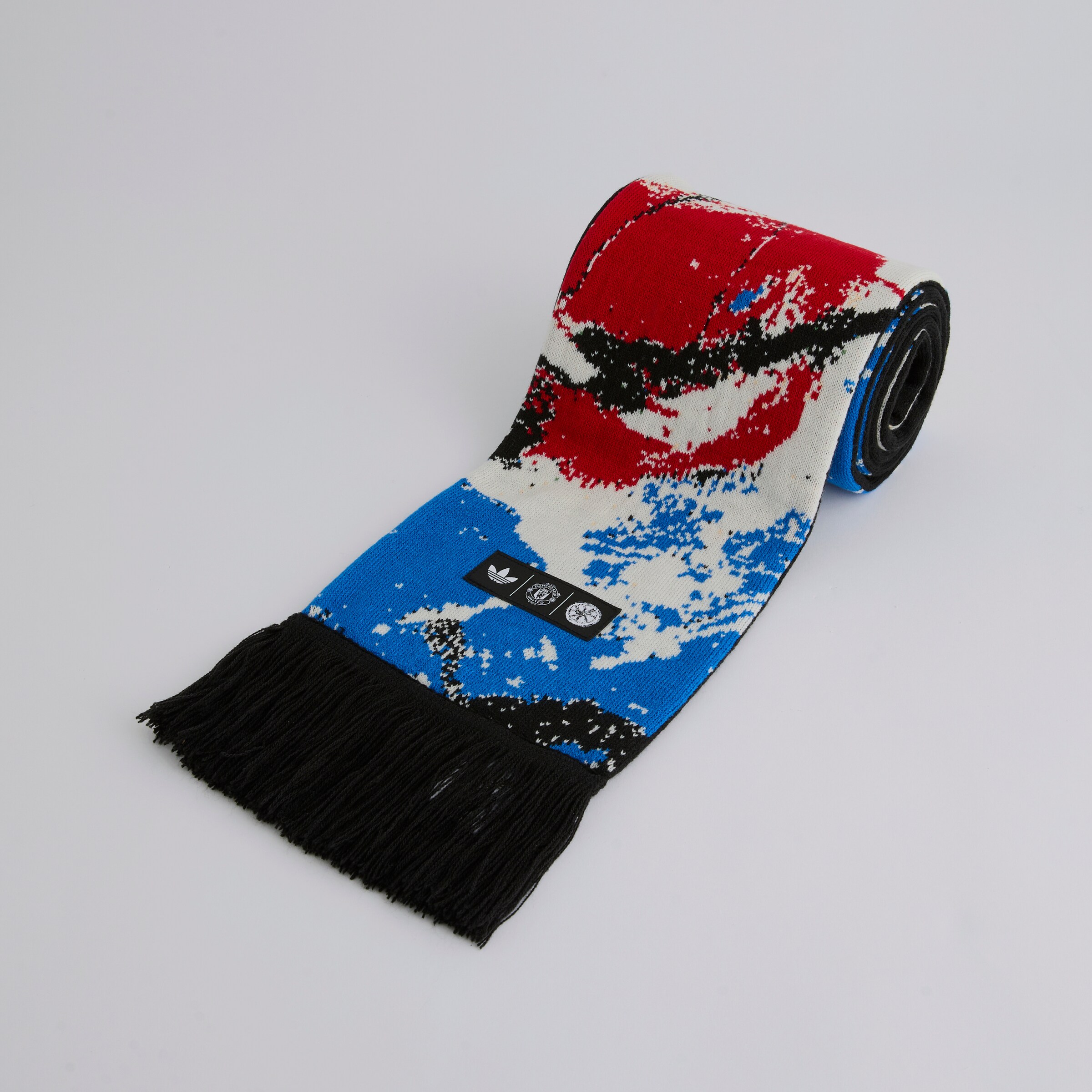 Manchester United x adidas Stone Roses Scarf Multi Black Detail [4-5]