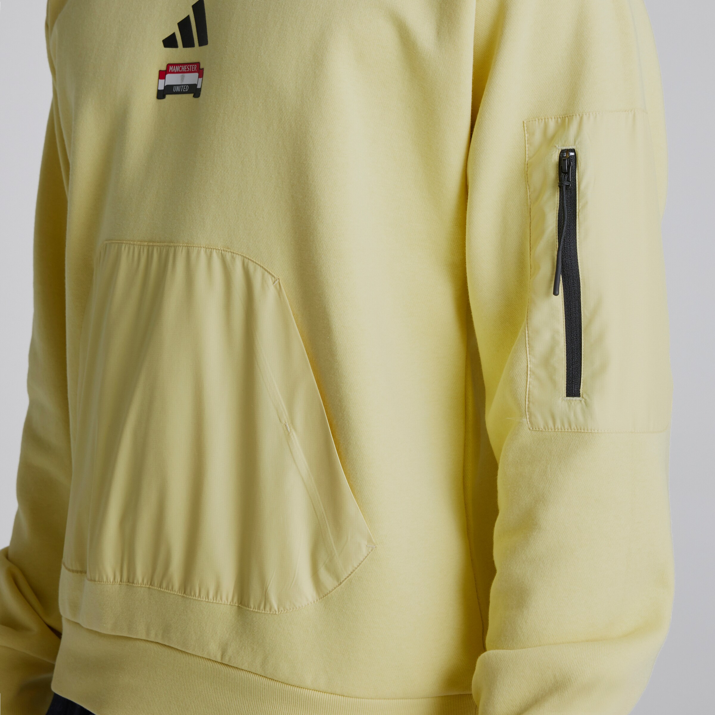 Manchester United x adidas City Escape Fleece Hoodie Yellow Yellow Detail [5-5]