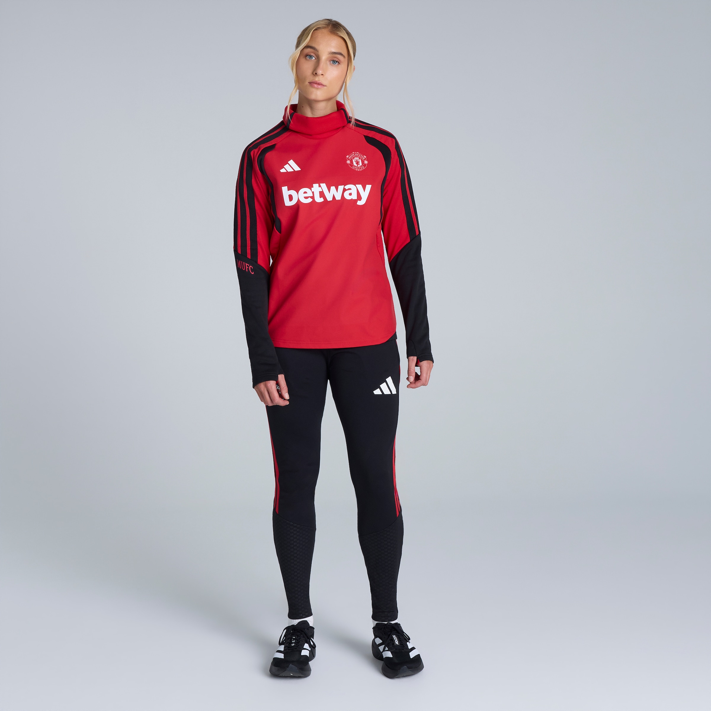 Manchester United Womens 26/27 Training Tiro Authentic Warm Top Red (Sponsored) Red Detail [3-5]
