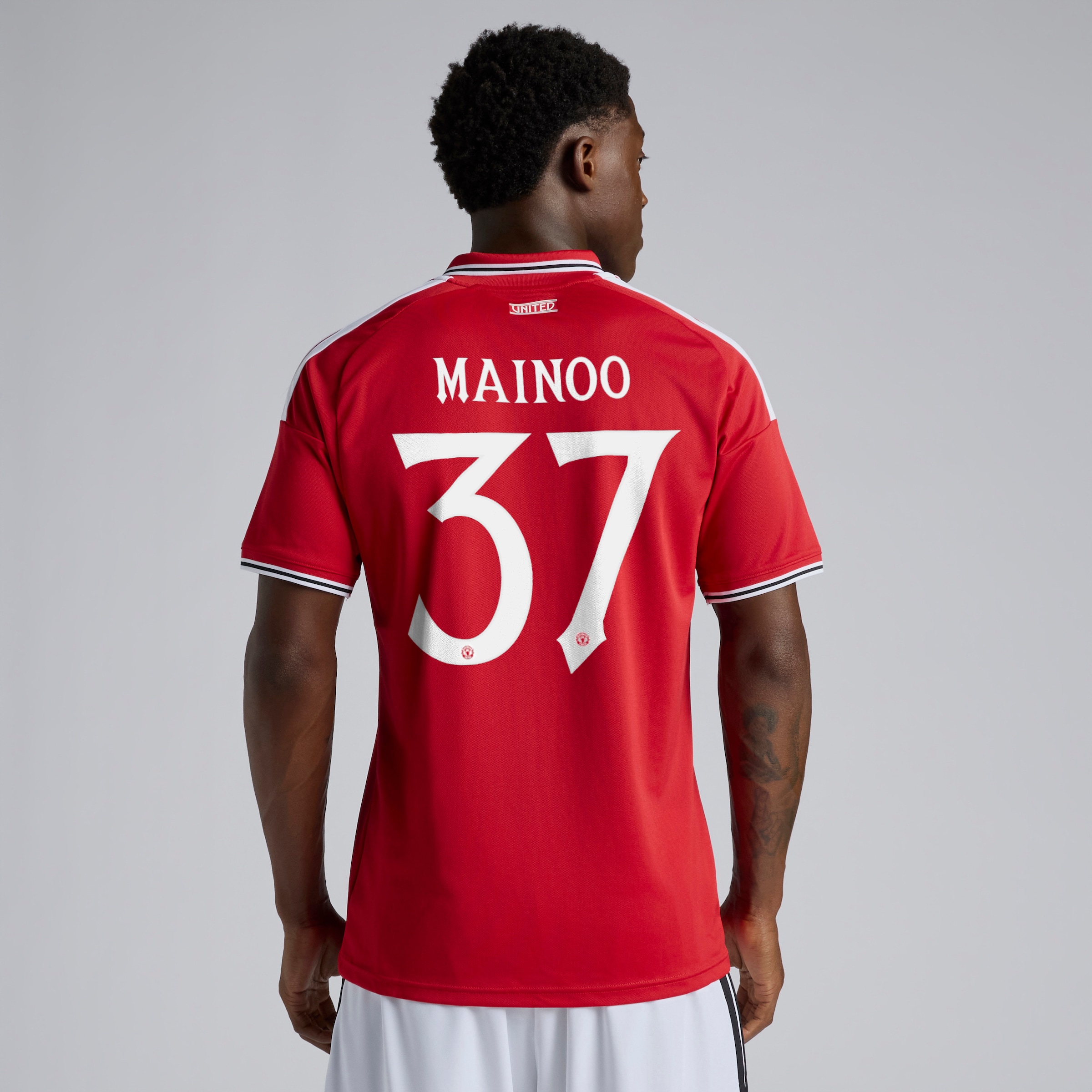 Manchester United 26/27 Home Jersey with Mainoo 37 UCL Printing & Badge 红色