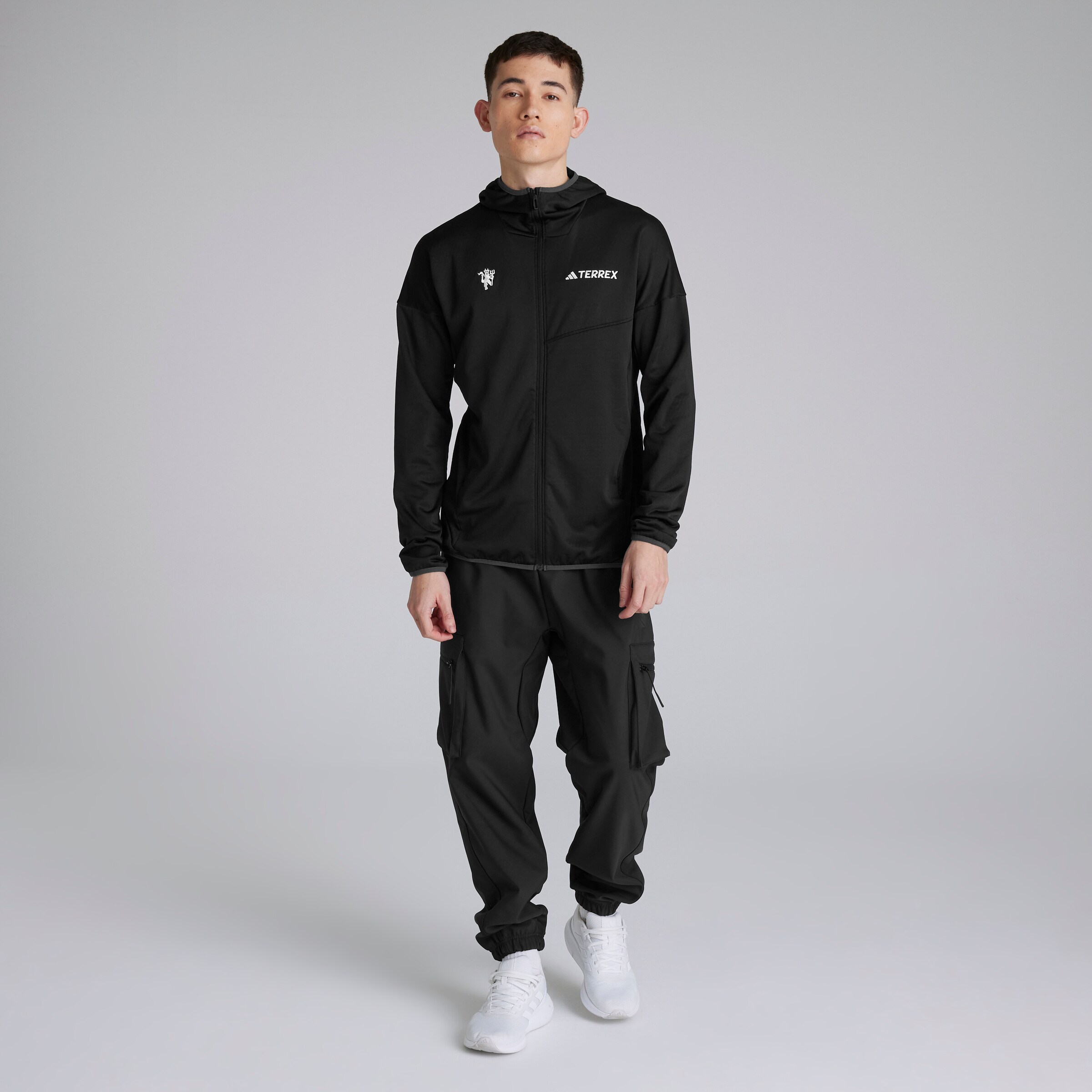 Manchester United x adidas Terrex Xperior Light Fleece Hooded Jacket Black Black Detail [3-5]