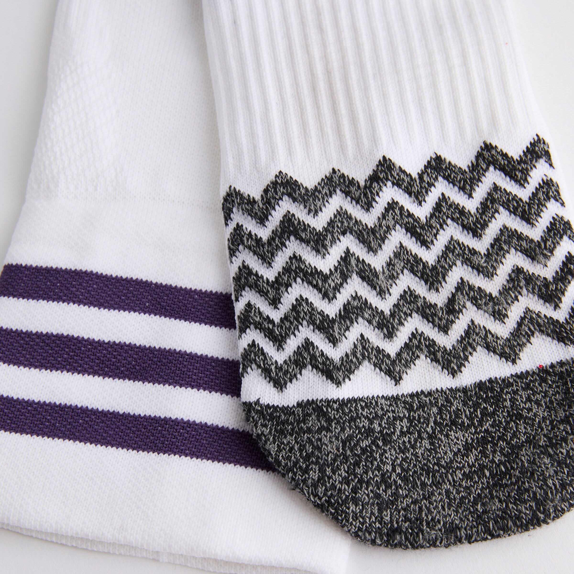 Manchester United 25/26 Away Socks White Detail [4-4]