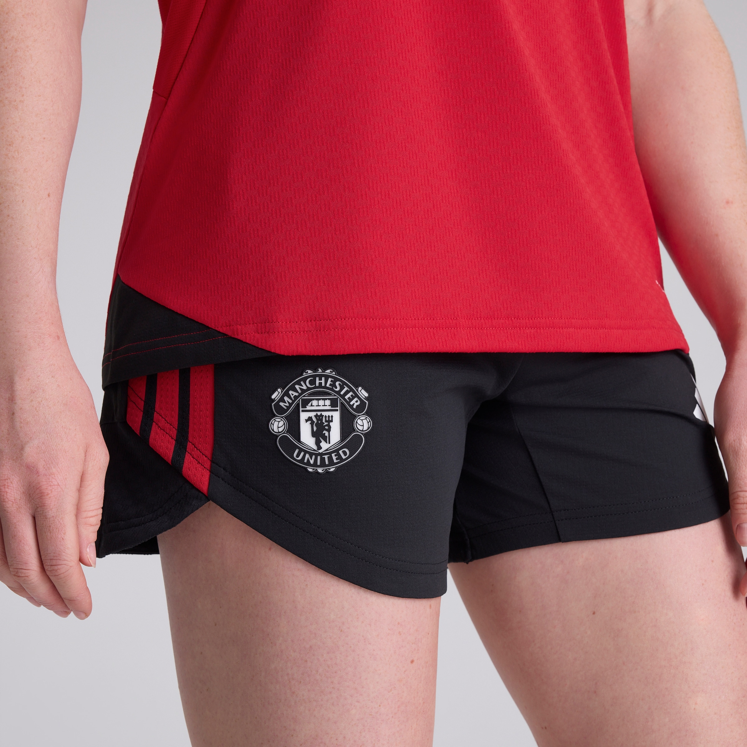 Manchester United Womens 26/27 Training Tiro Authentic Shorts Black Black Detail [4-5]