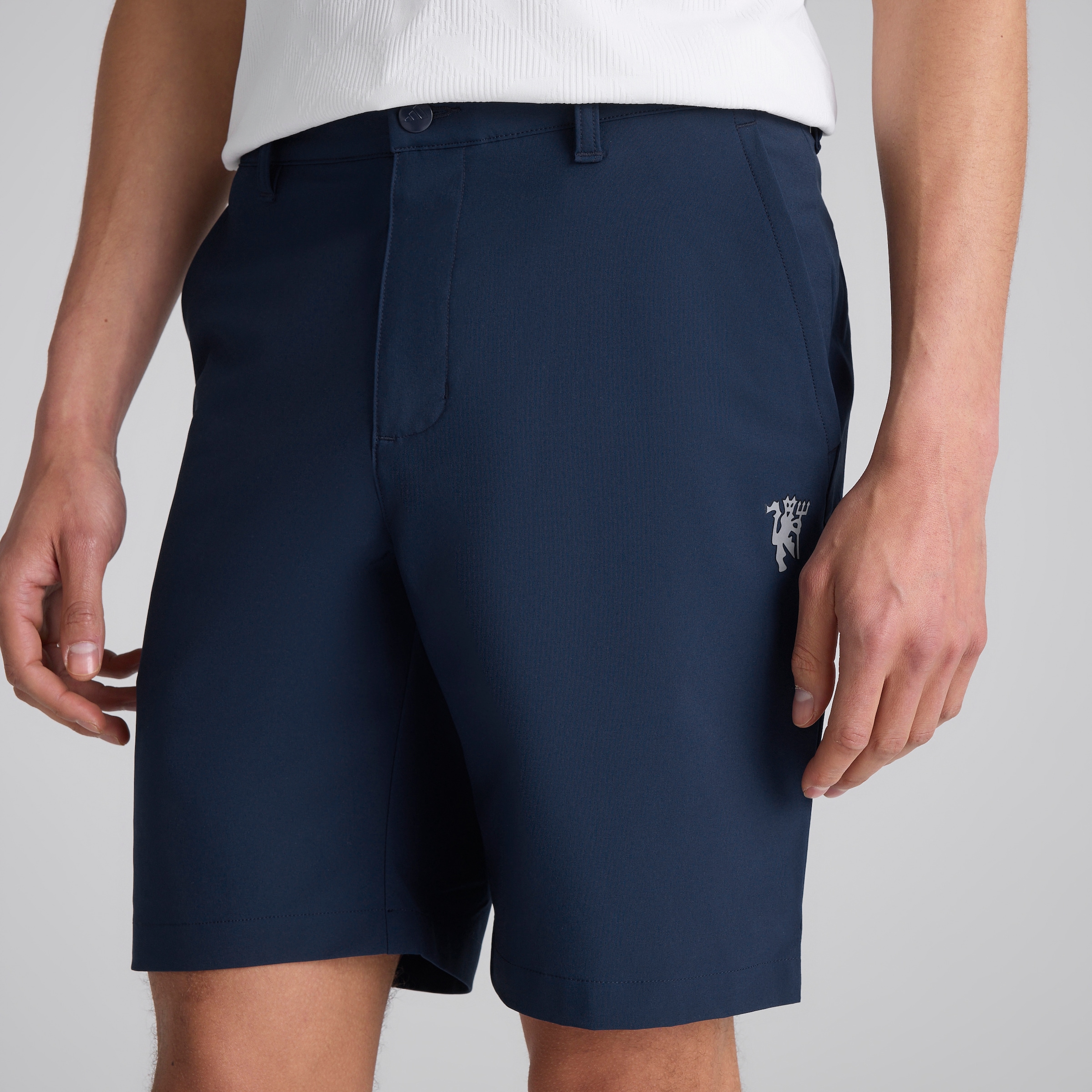 Manchester United x adidas Golf Ultimate365 8.5-Inch Golf Shorts Navy Navy blue