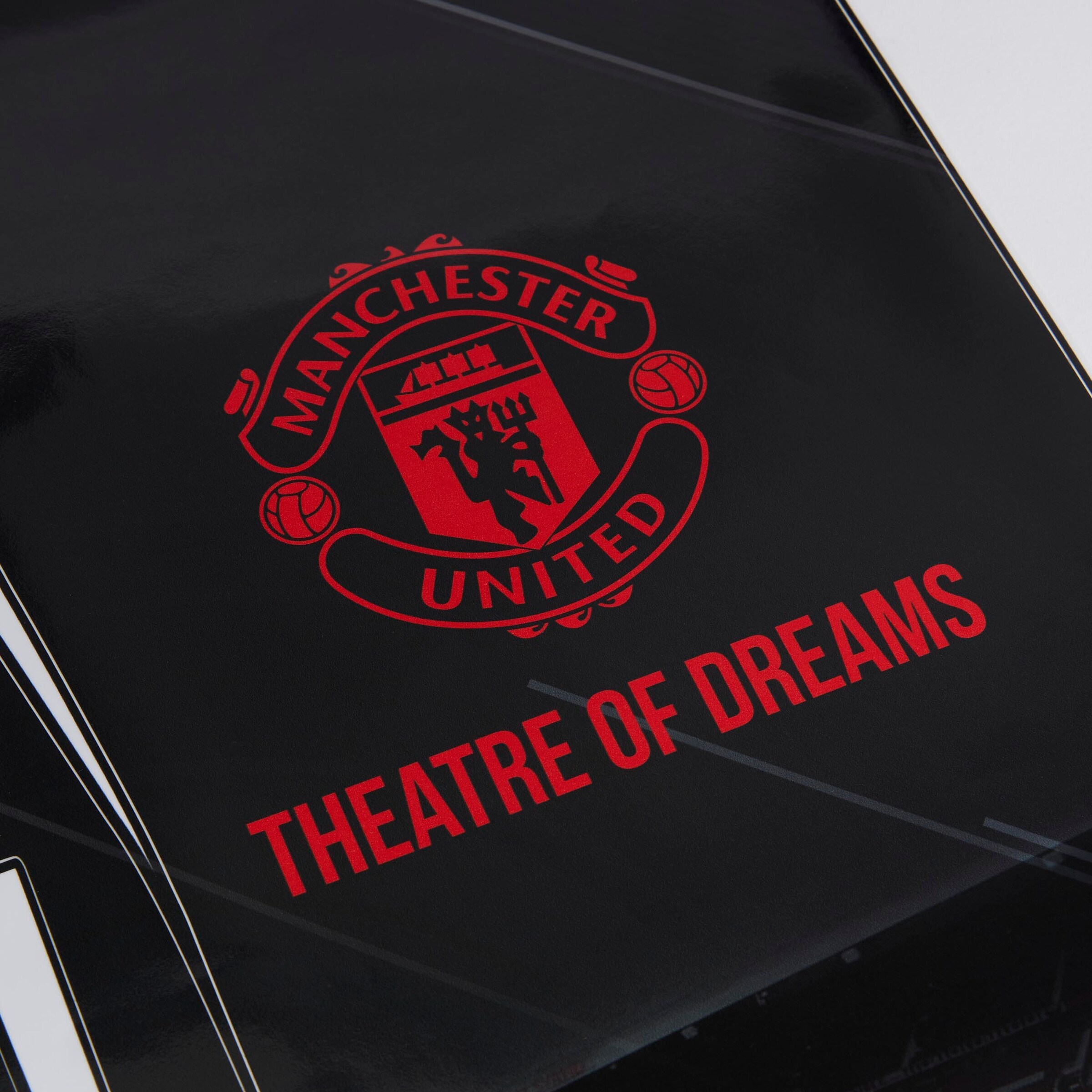 Manchester United PS5 Disc Console (Original) Skin Bundle Black Detail [3-4]