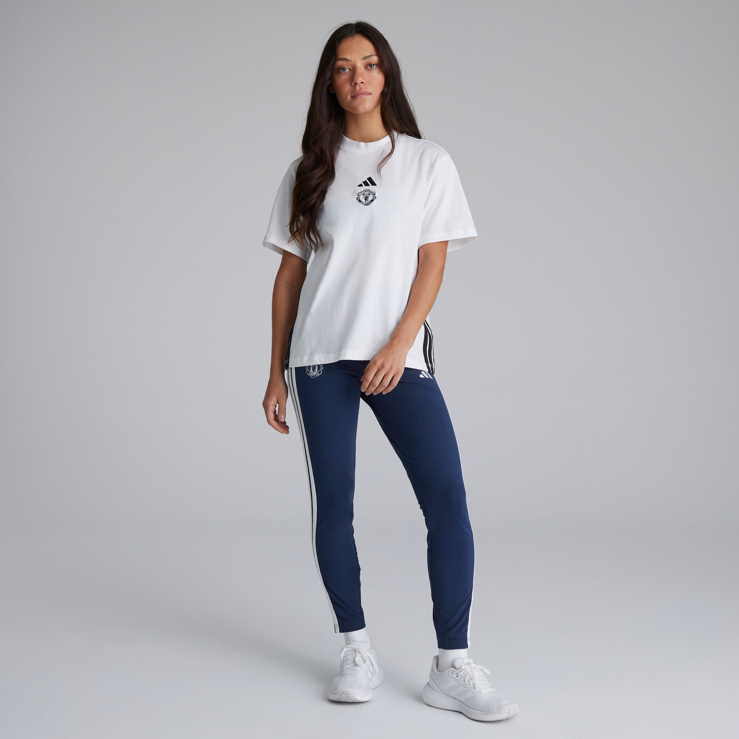 Manchester United x adidas Womens Essentials 3-Stripes Cotton Leggings Blue Blue Detail [3-5]