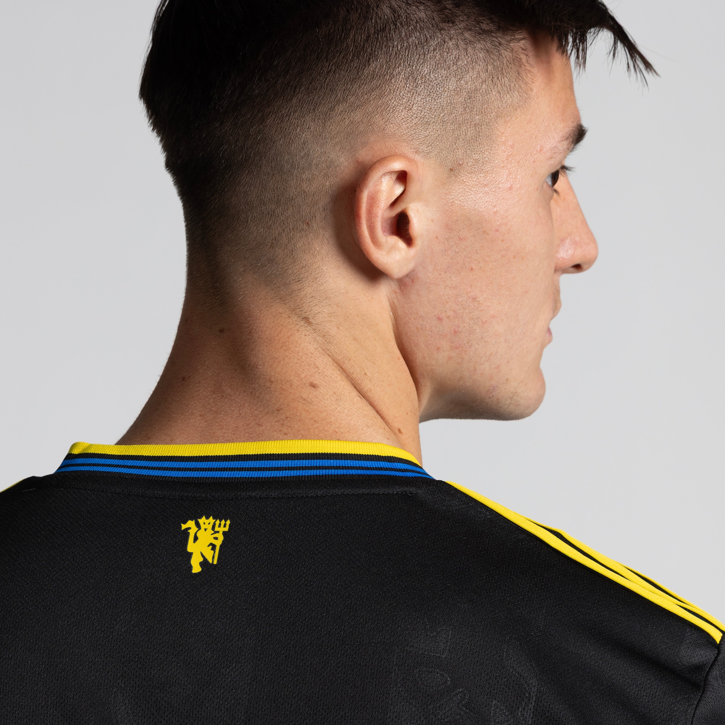 Manchester United 25/26 Third Jersey with Sesko 30 Club Printing Black Detail [5-5]