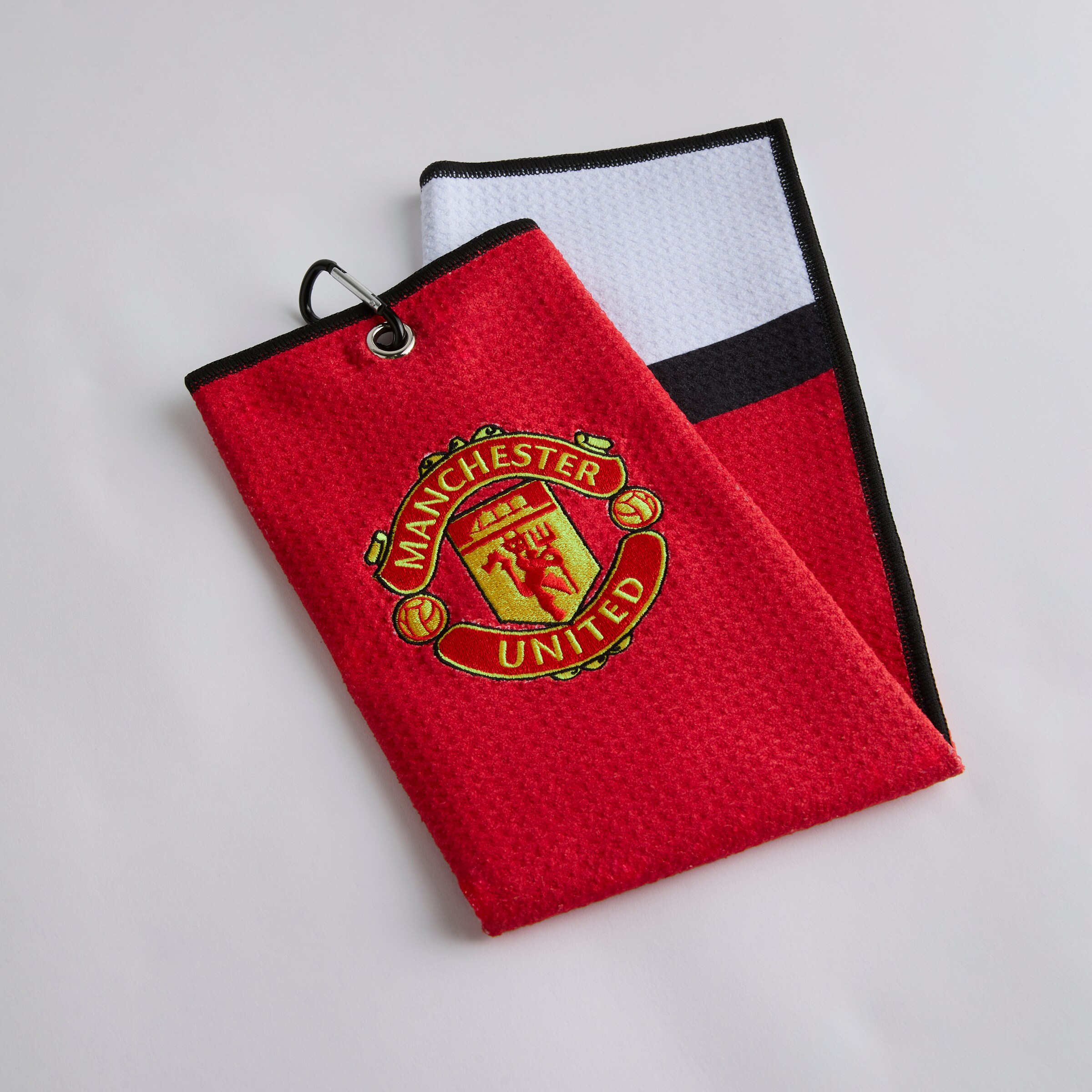Manchester United X TaylorMade Tri Fold Golf Towel Red Detail [2-4]
