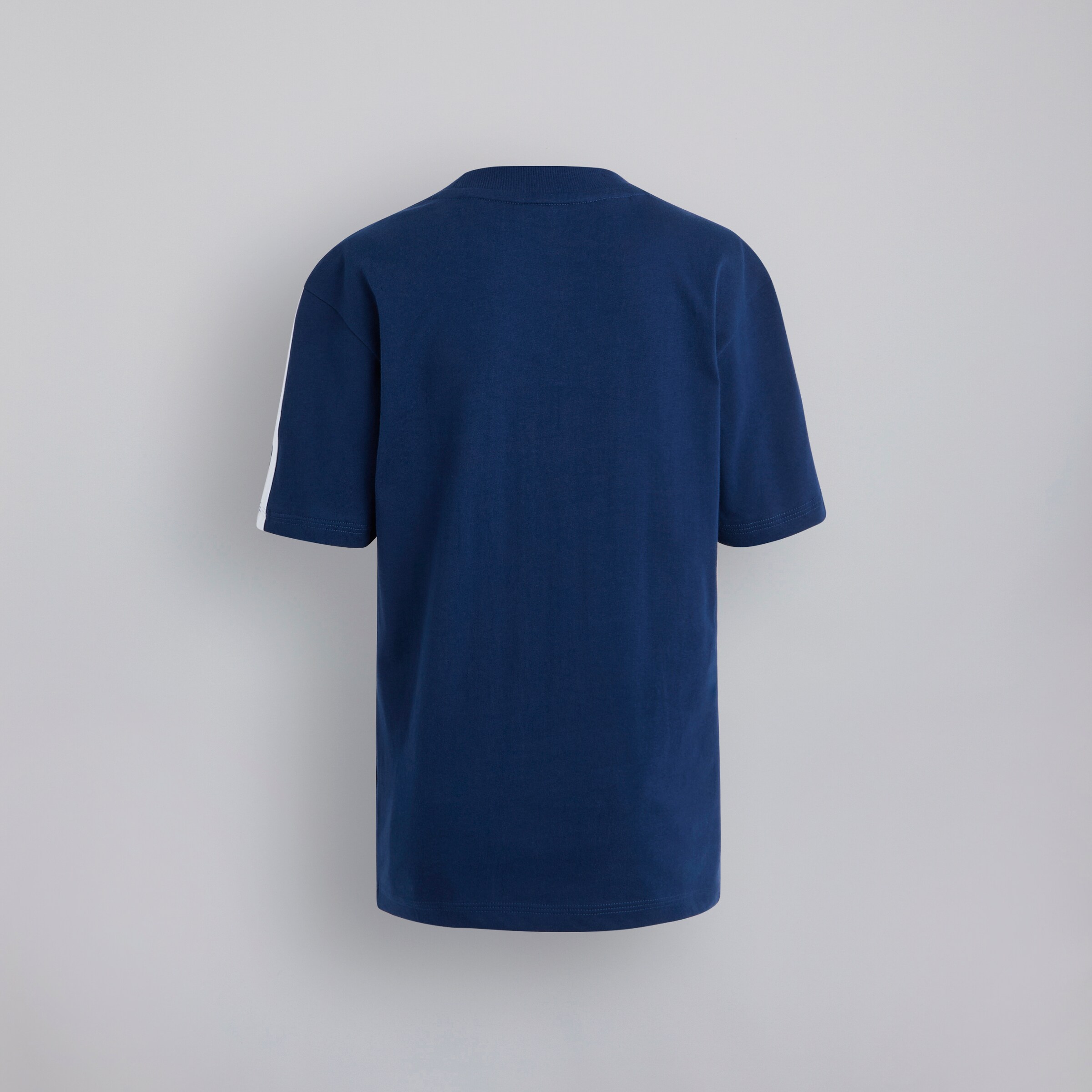 Manchester United x adidas Kids Essentials T-Shirt Blue Détail [2-2]