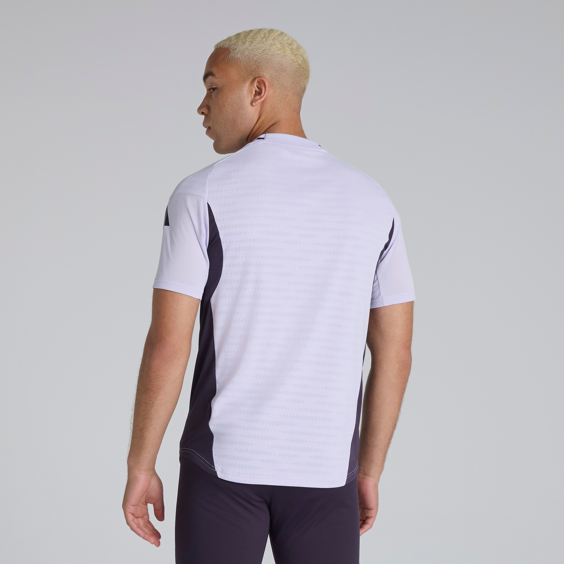 Manchester United Tiro 25 Pro Training Jersey Purple Detail [2-6]