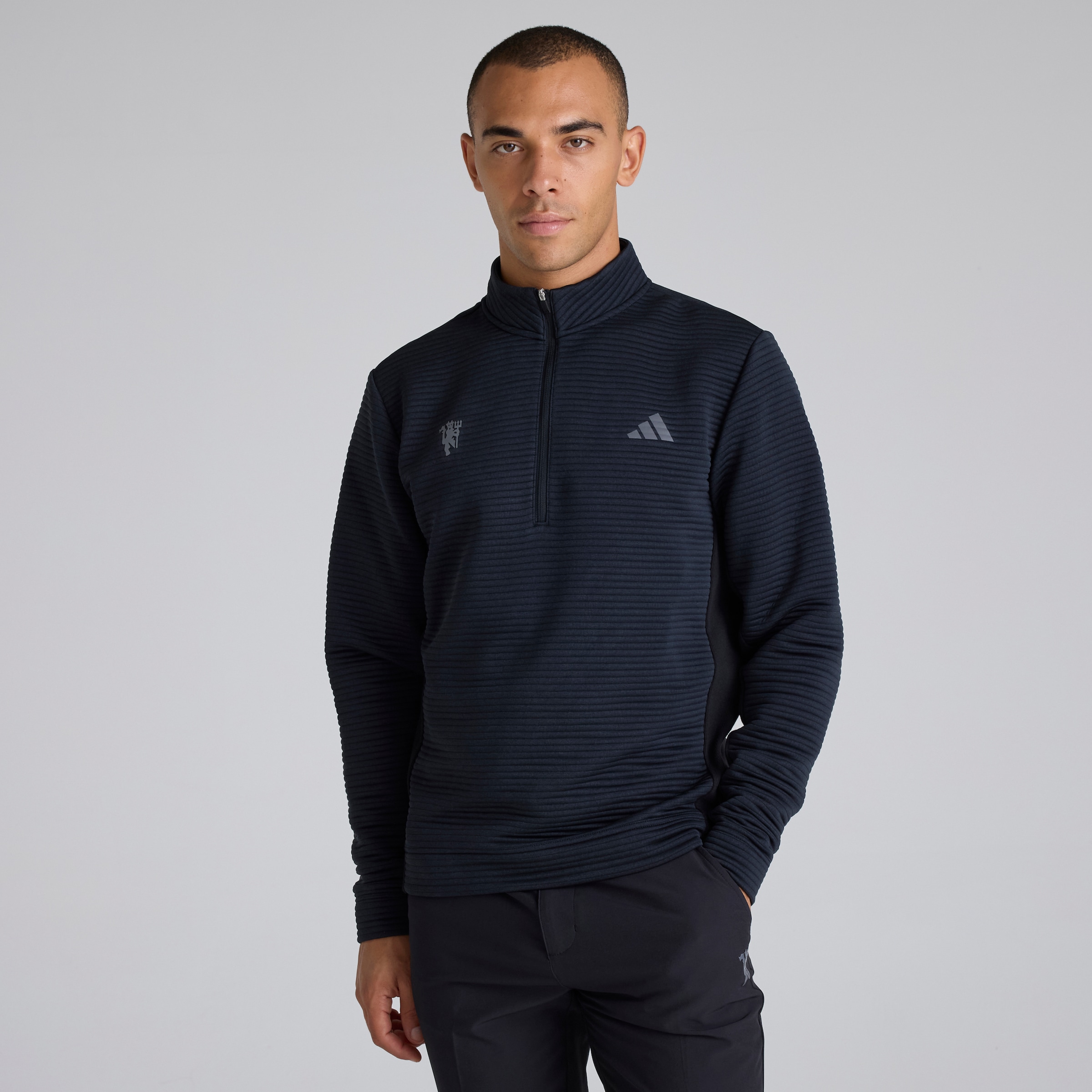 Manchester United x adidas Golf Ultimate365 DWR Textured 1/4-Zip Sweatshirt Black Black