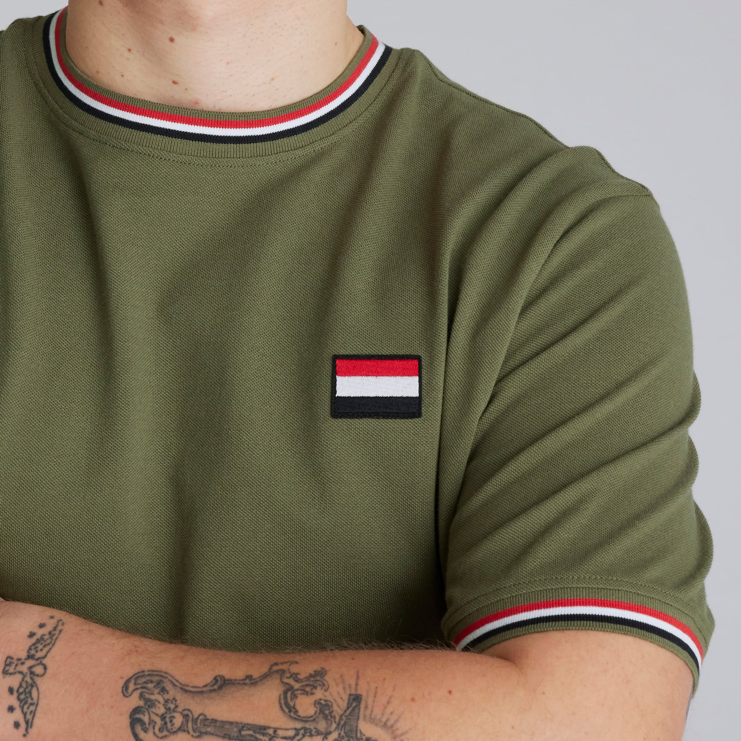 Manchester United Pique T-Shirt Khaki Beige 细节 [4-5]