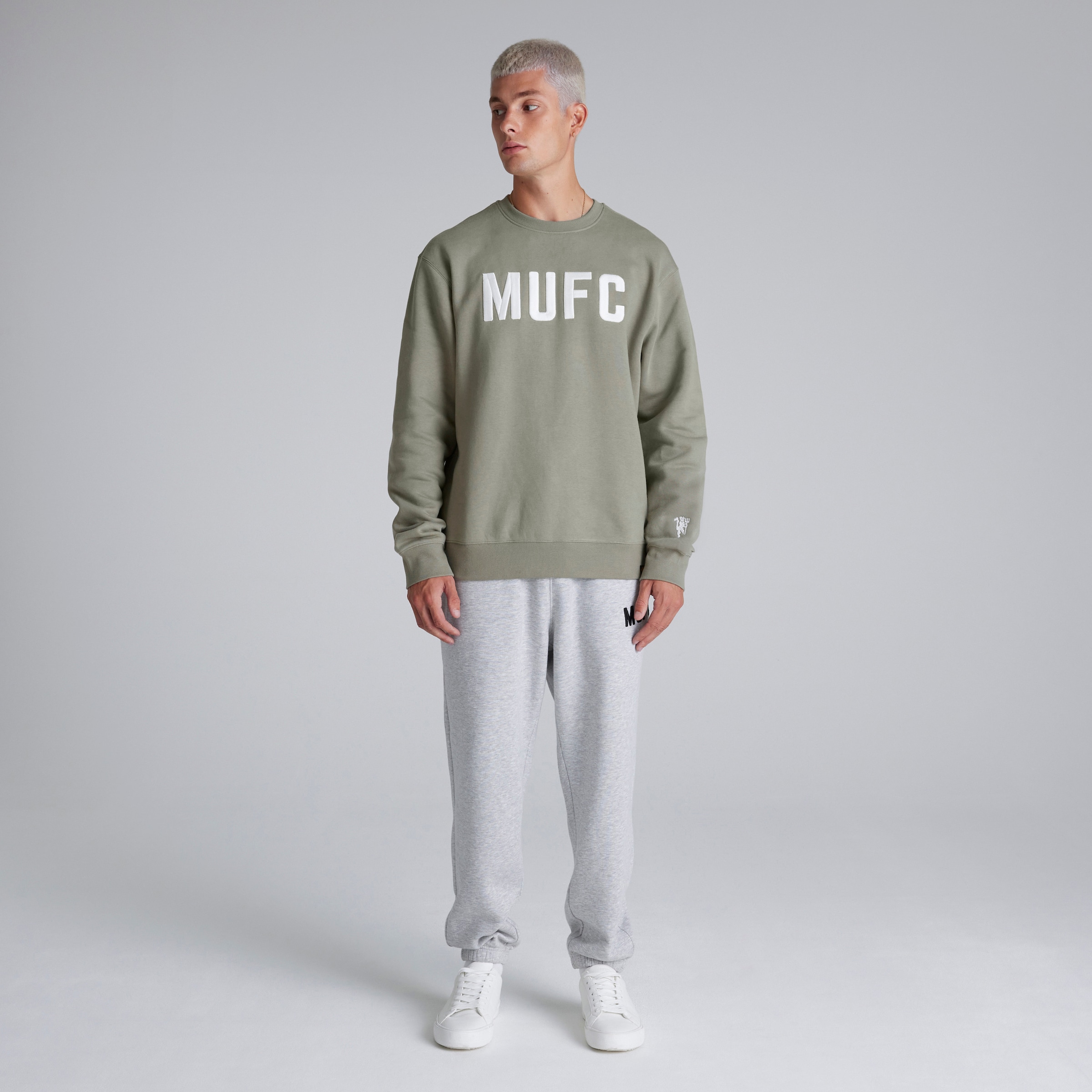 Manchester United Mens MUFC Sweatshirt Green Green Detail [3-5]