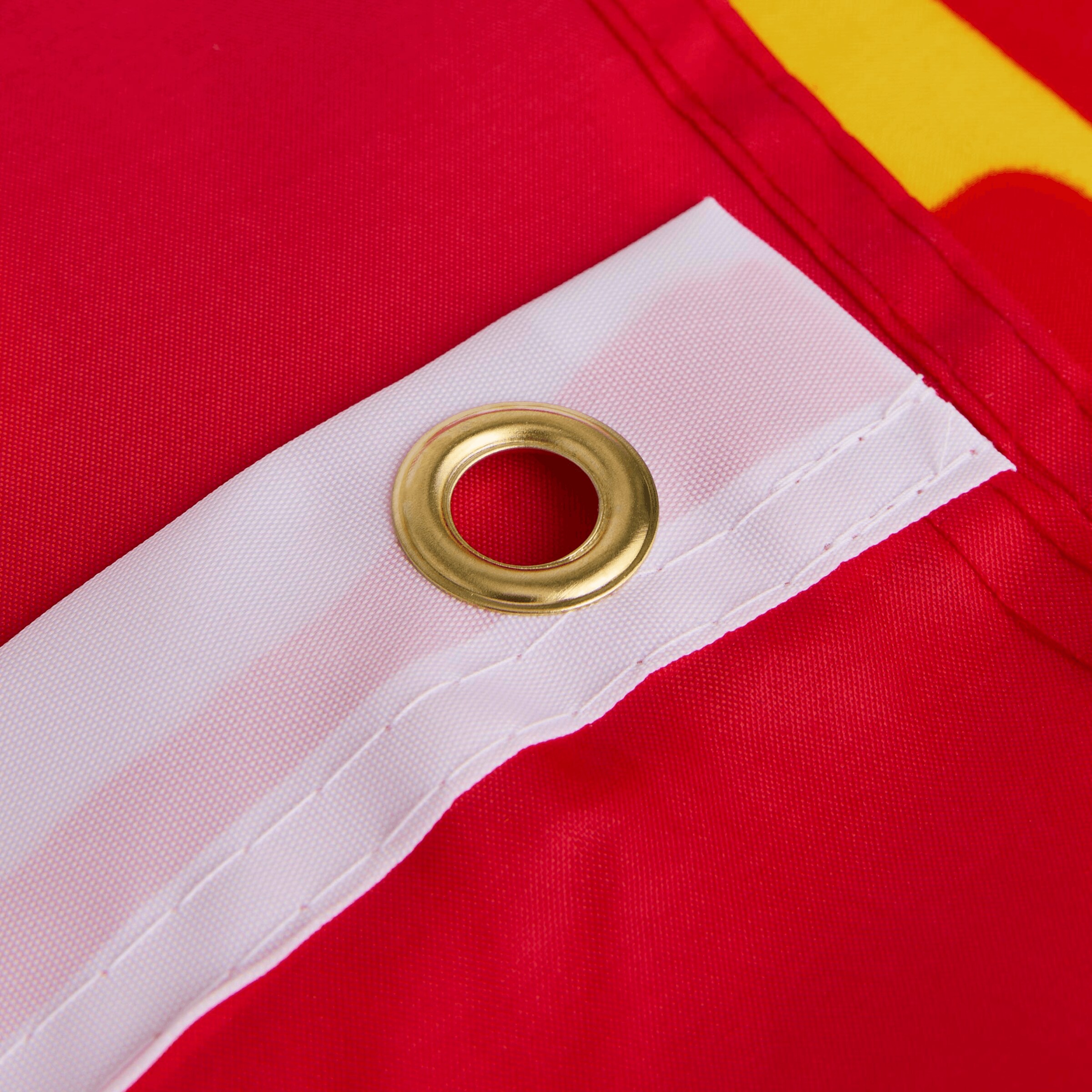 Manchester United Core Crest Flag Red Red Detail [4-4]